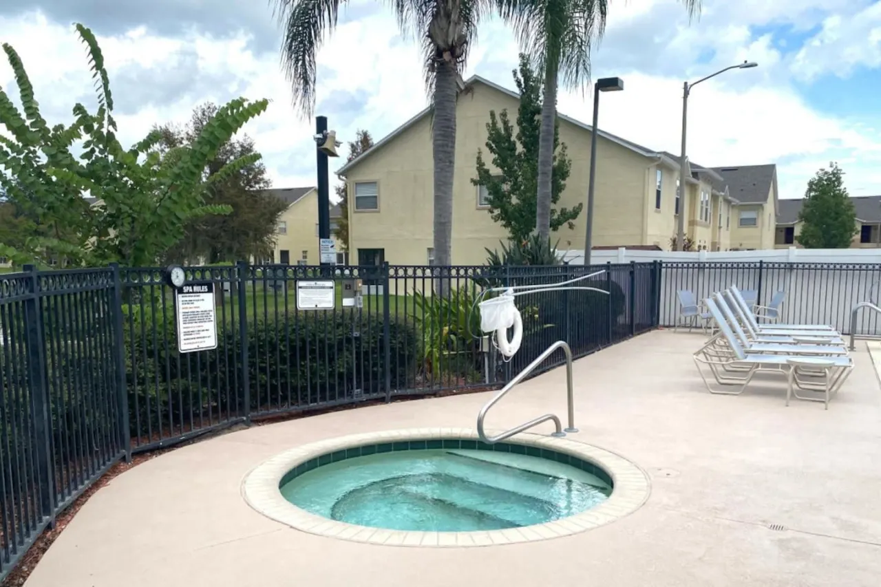 Accessible 3BR Resort Condo Gated Community Near Disney 4