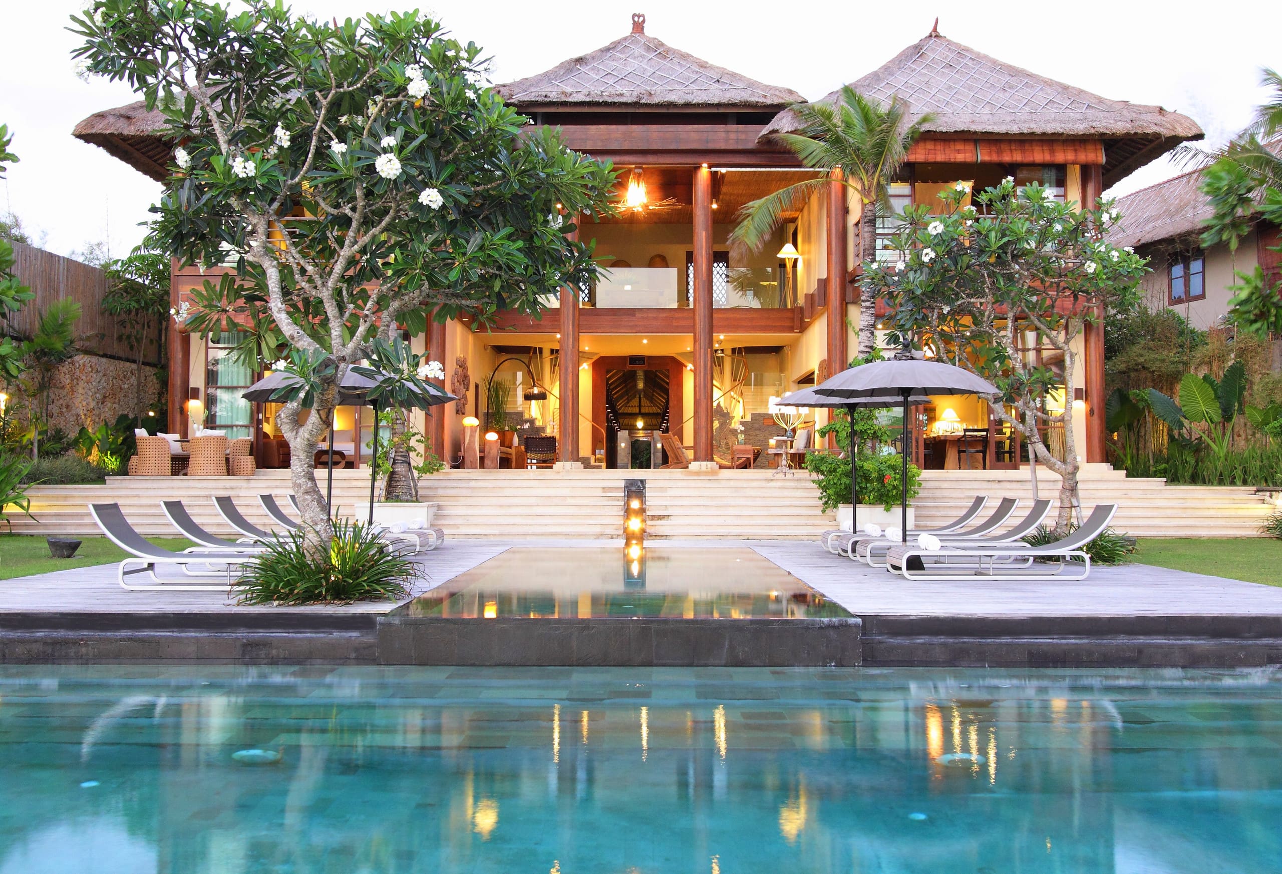 5-Bedroom Villa Melissa - Pool, Bale, Oceanfront — photo 3