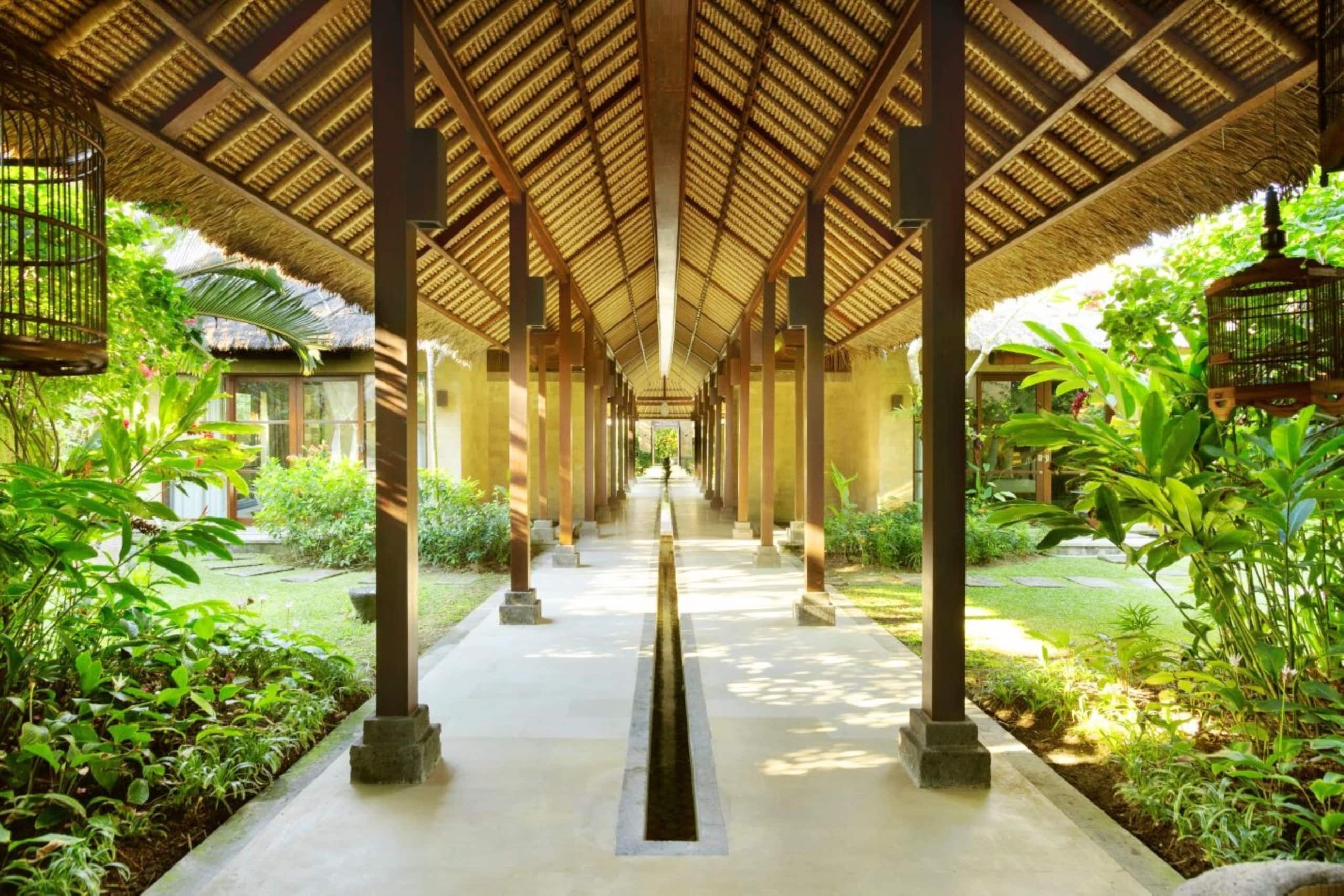 5-Bedroom Villa Melissa - Pool, Bale, Oceanfront 29