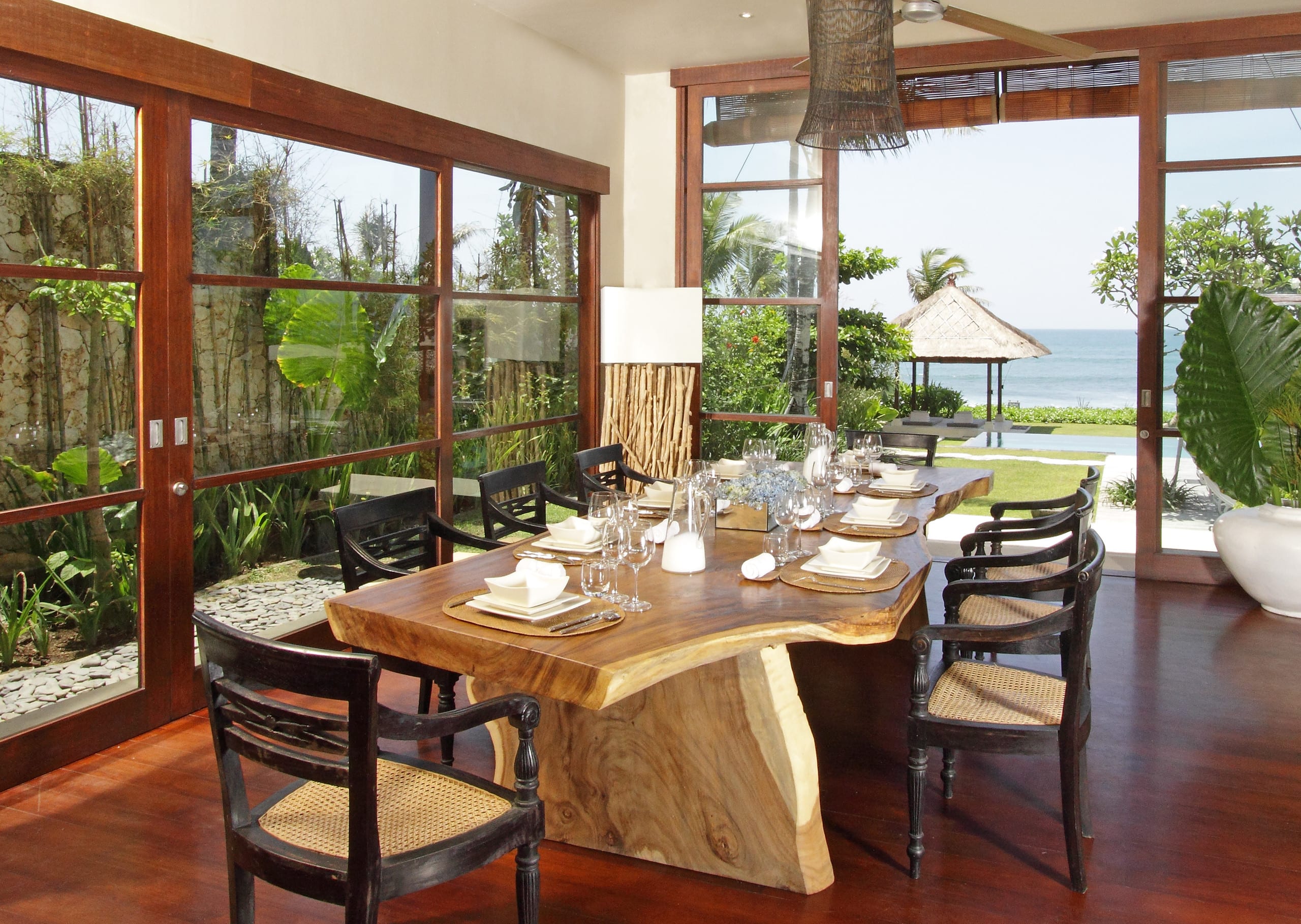 5-Bedroom Villa Melissa - Pool, Bale, Oceanfront 12