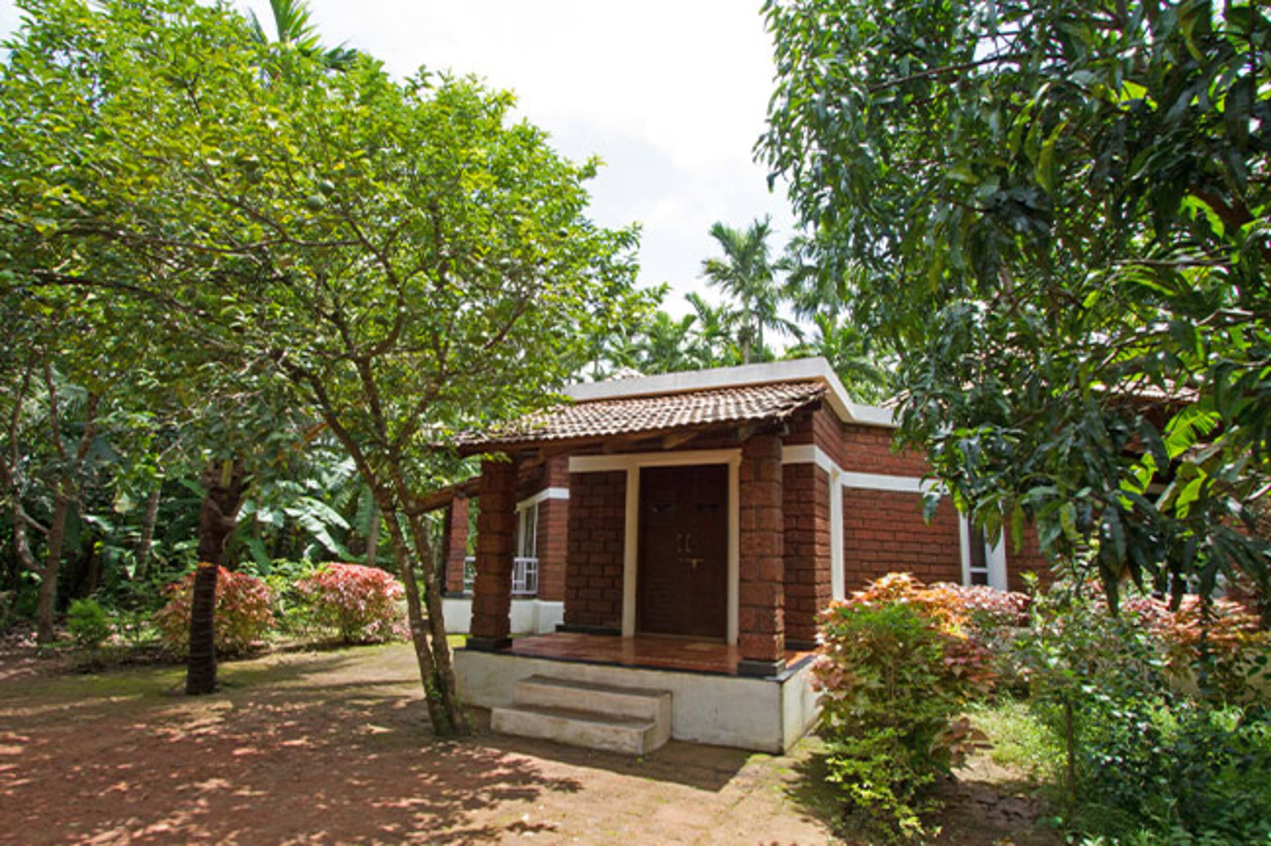 TripThrill Matthuga -Twin Room cottage -2 6