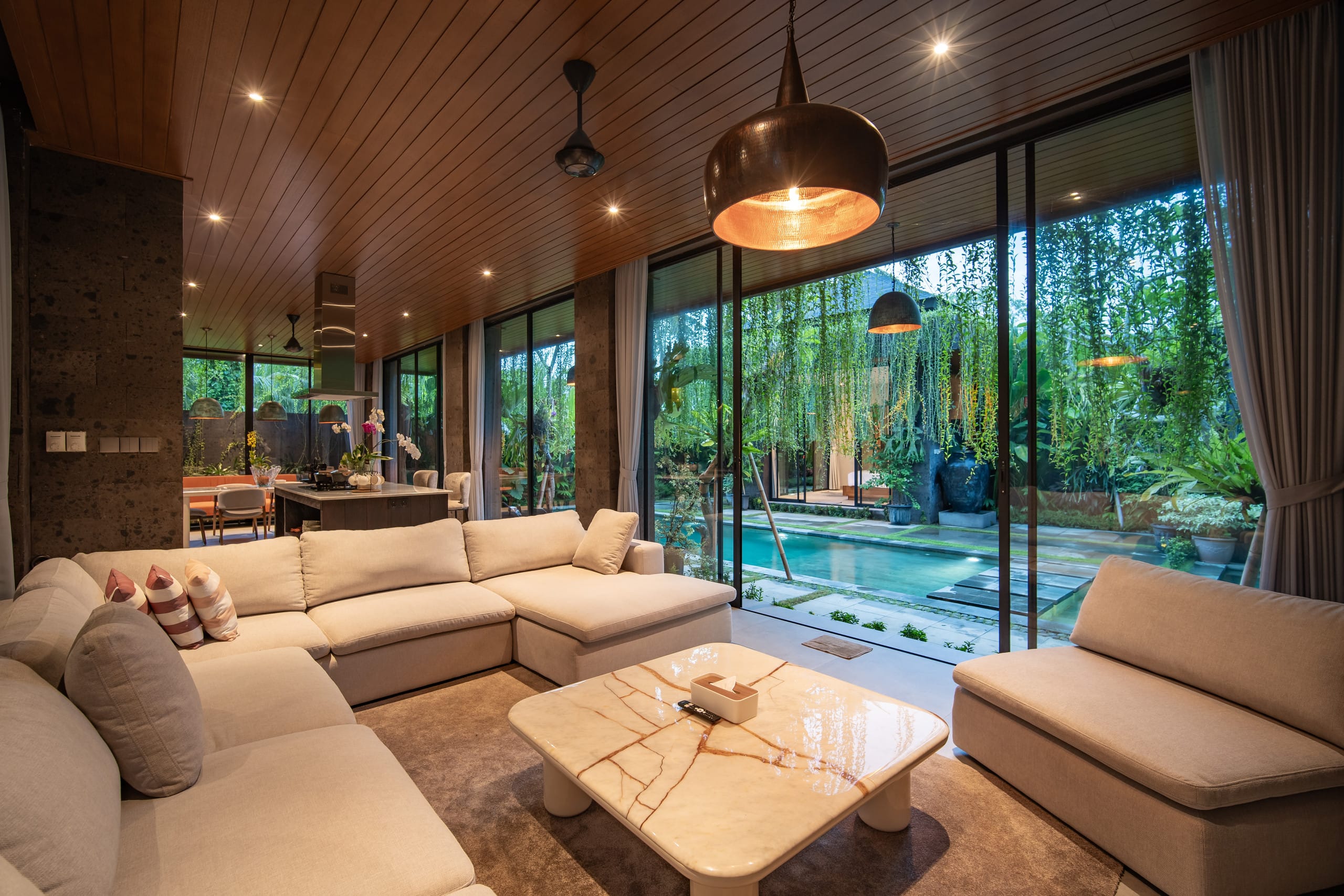 Kelapa Villa - Luxury 4 Bedroom Villa in Ubud