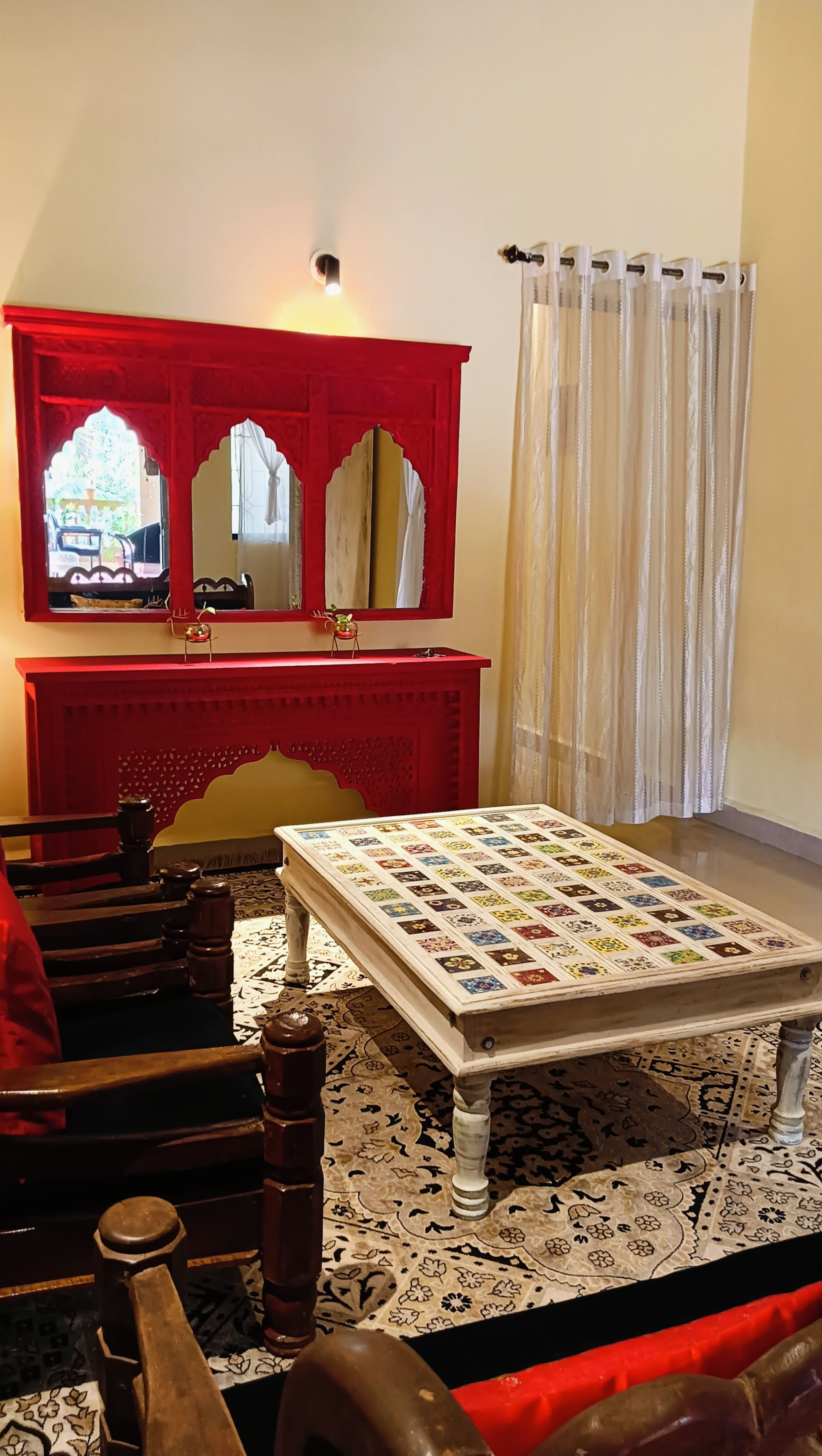 Heritage Heaven : 1BHK with Royal Vibes & Balcony 16