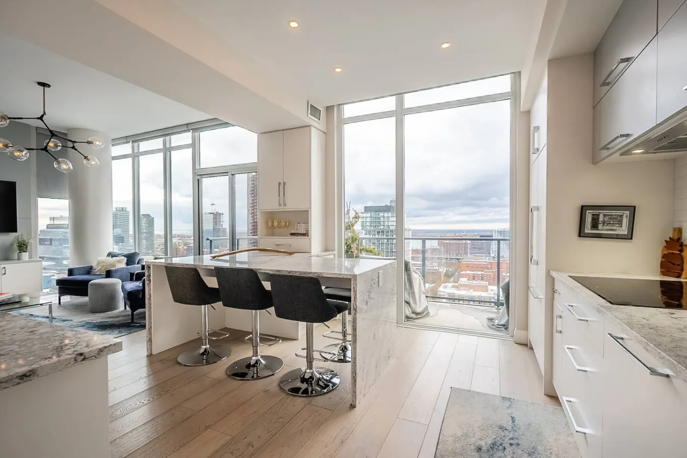 Luxury 2BR Penthouse Breathtaking Views 13