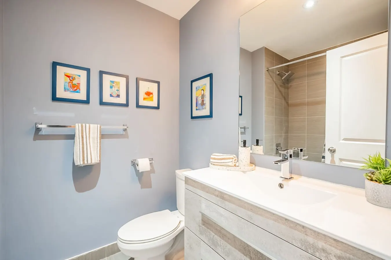 Luxury 2BR Penthouse Breathtaking Views 18