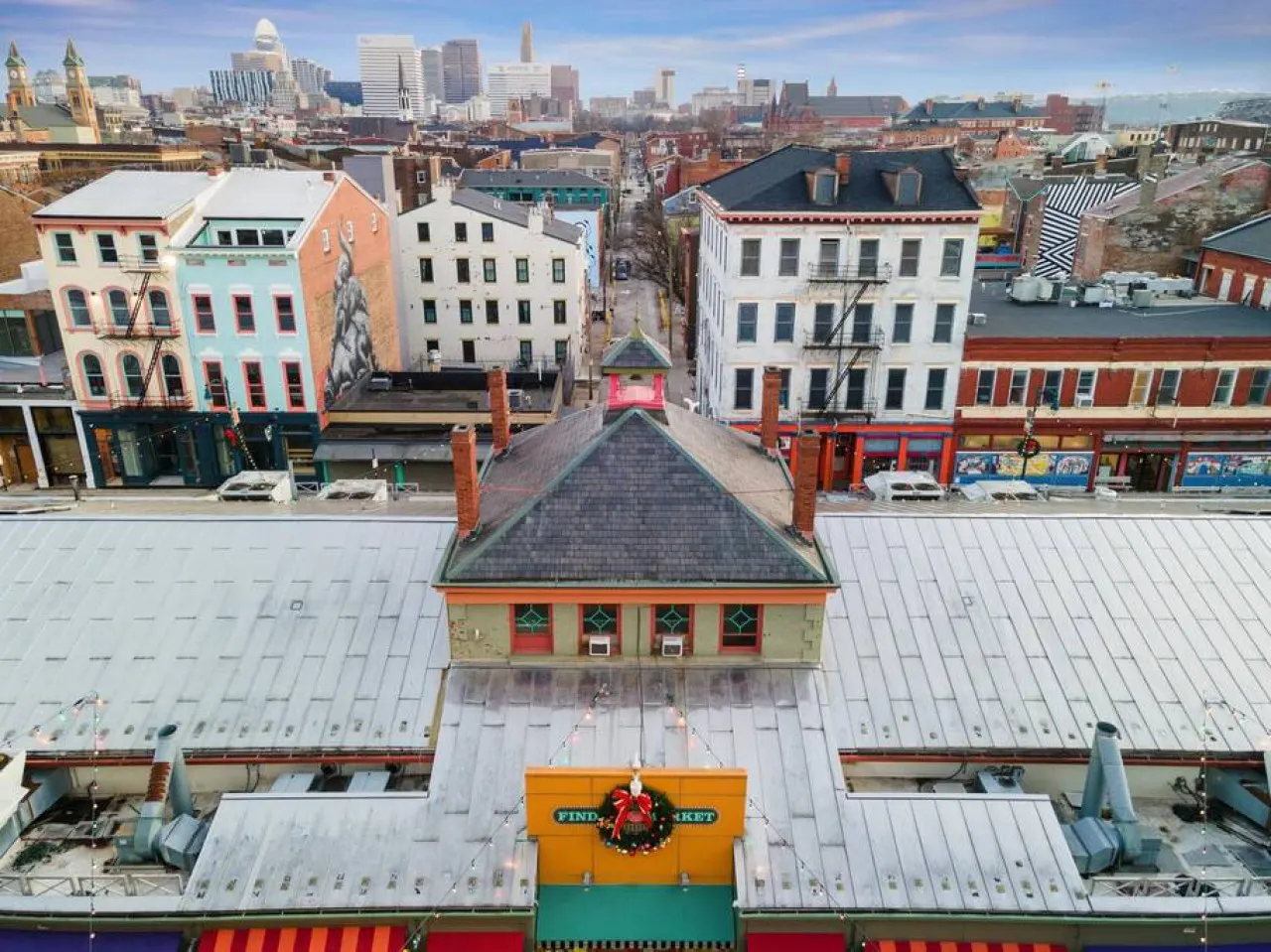 Findlay Suites -Explore OTR with an Outdoor Deck! 9