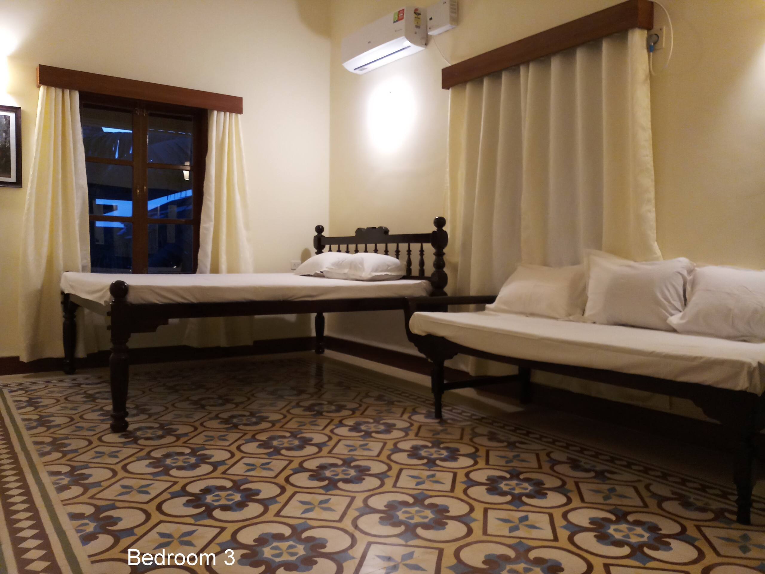 5 BHK Goan Beach Villa, 400 meters from the beach 13