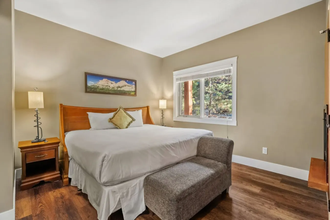 Modern Condo Retreat 2BR+Sofa Bed Patio & Trails 20