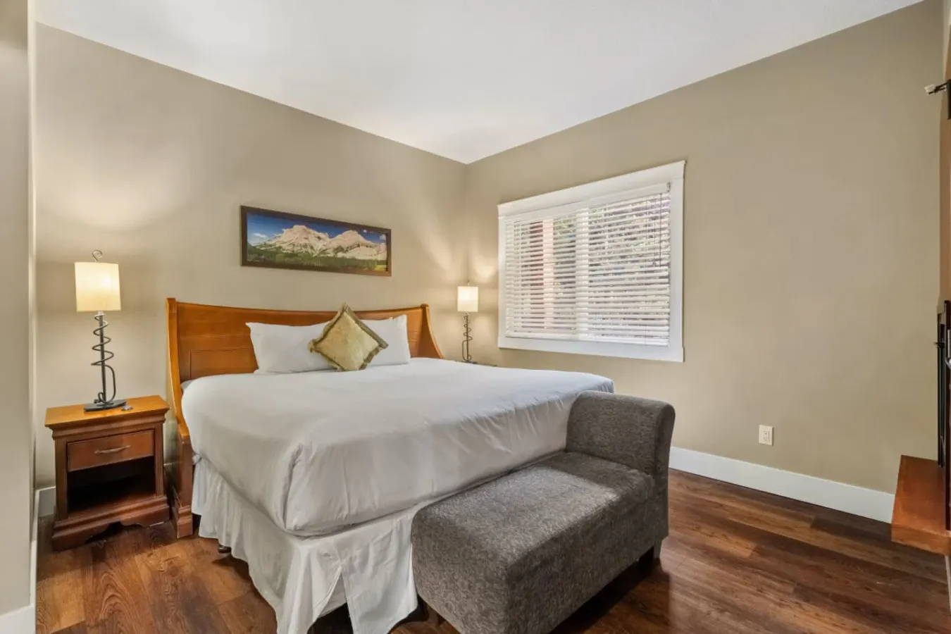 Modern Condo Retreat 2BR+Sofa Bed Patio & Trails 5