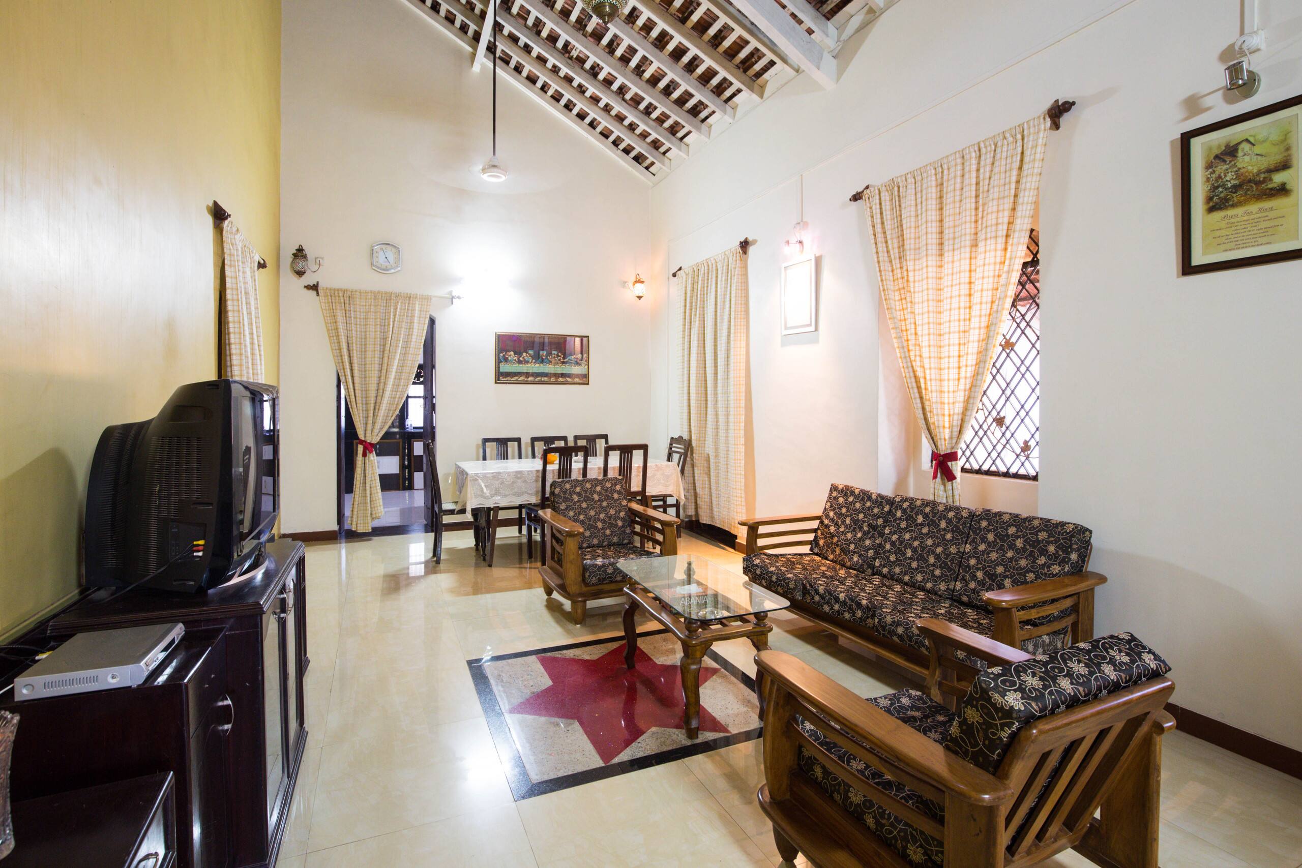 Pinto villa- 4 BHK Portuguese Villa in Aldona Goa — photo 4