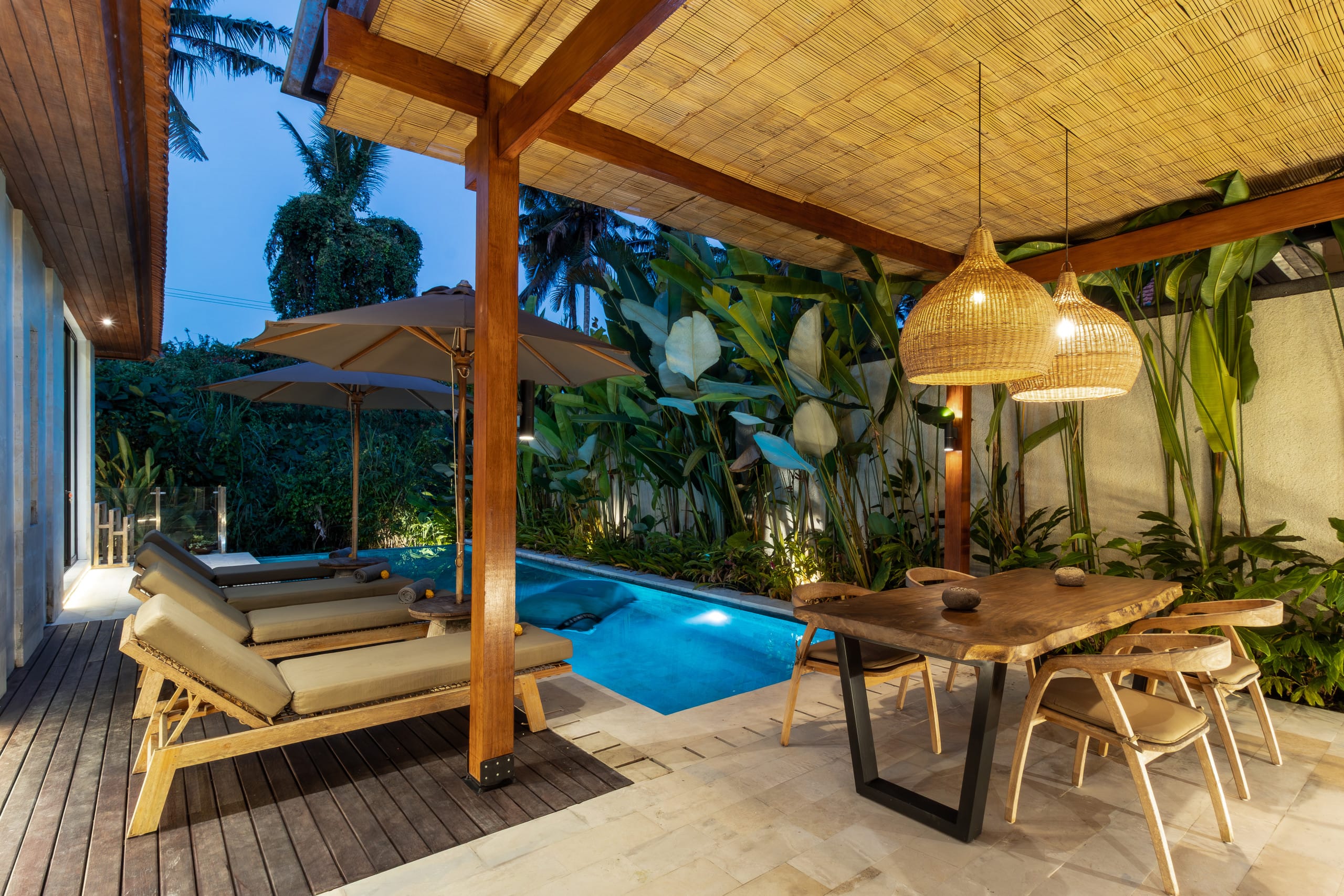 Luxury 2 bedroom private pool villas and kitchen — photo 4