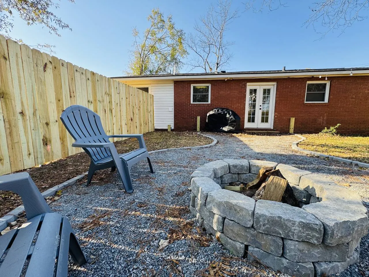 Redbud Waterfront (Augusta Canal), king bed 3