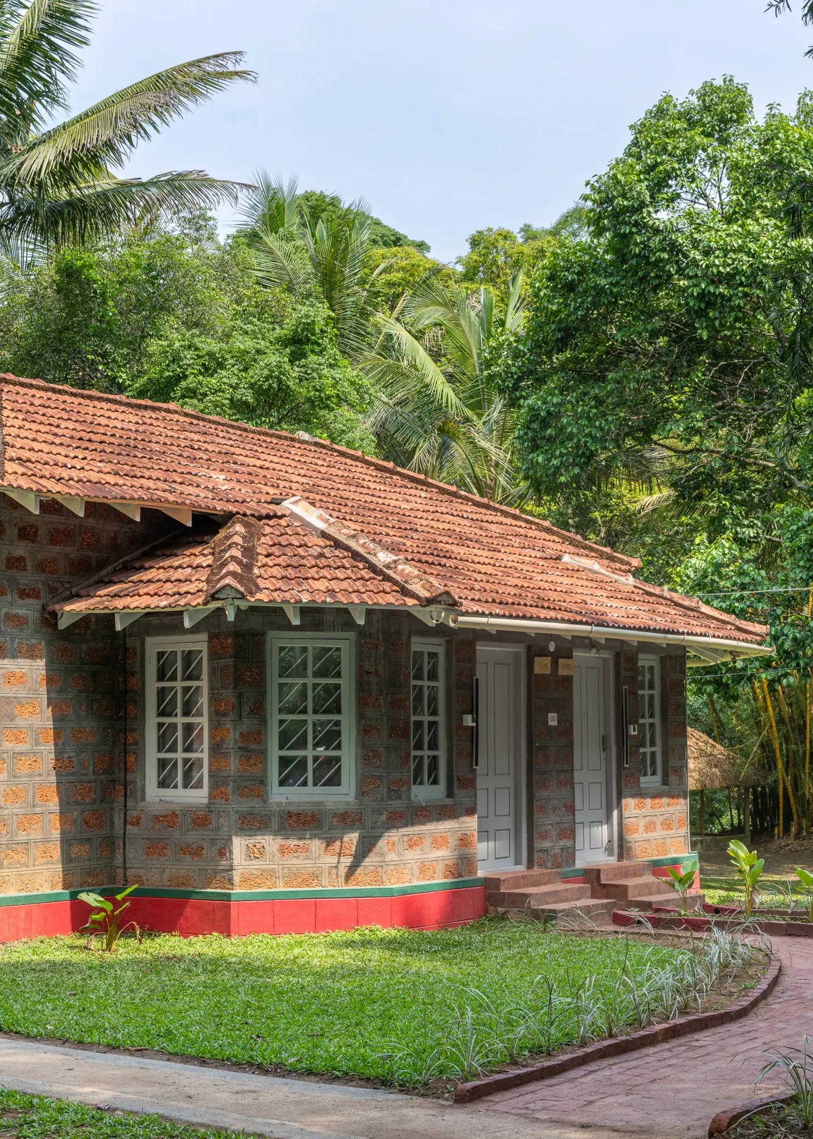 Timber Cottage by Raho Stream View Estate Escape 1