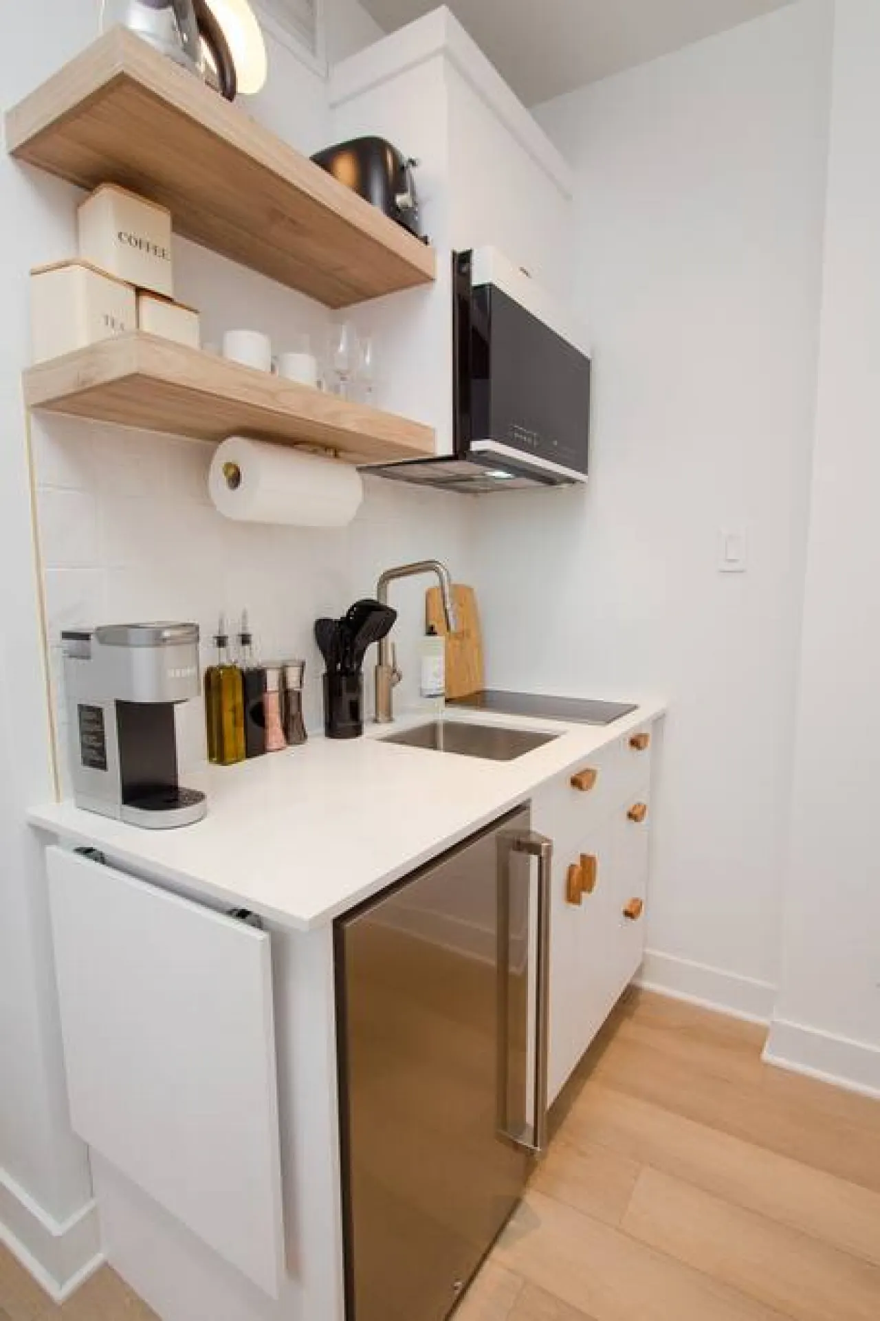 Studio6/Plateau/St-Denis/Terraces/SelfCheck-In/AC 11