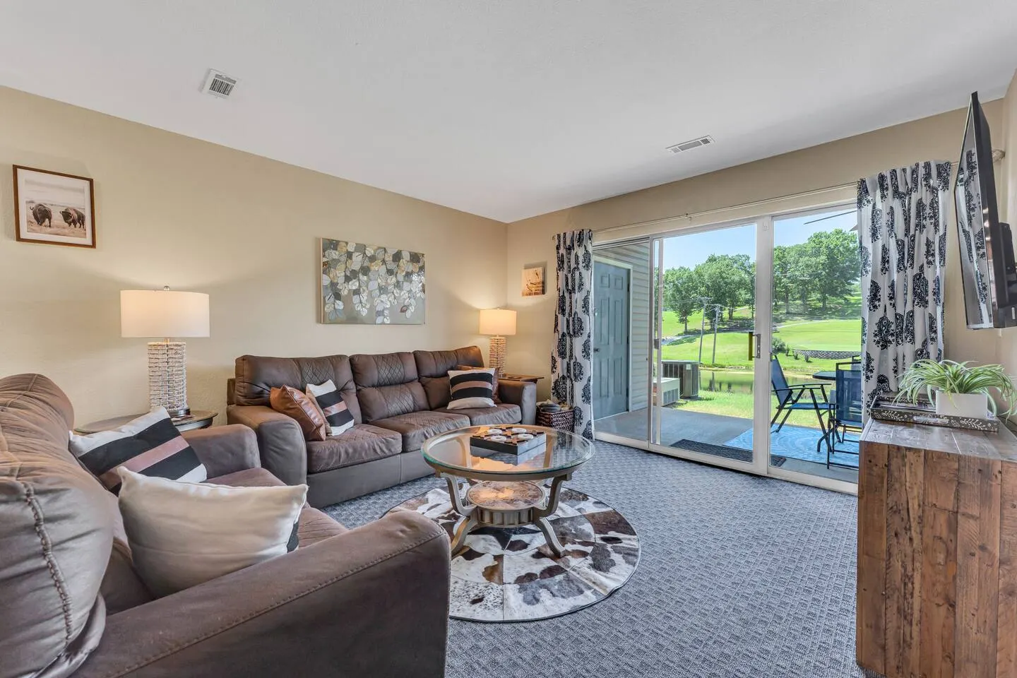 Condo with Waterfront / Golf Course view 17