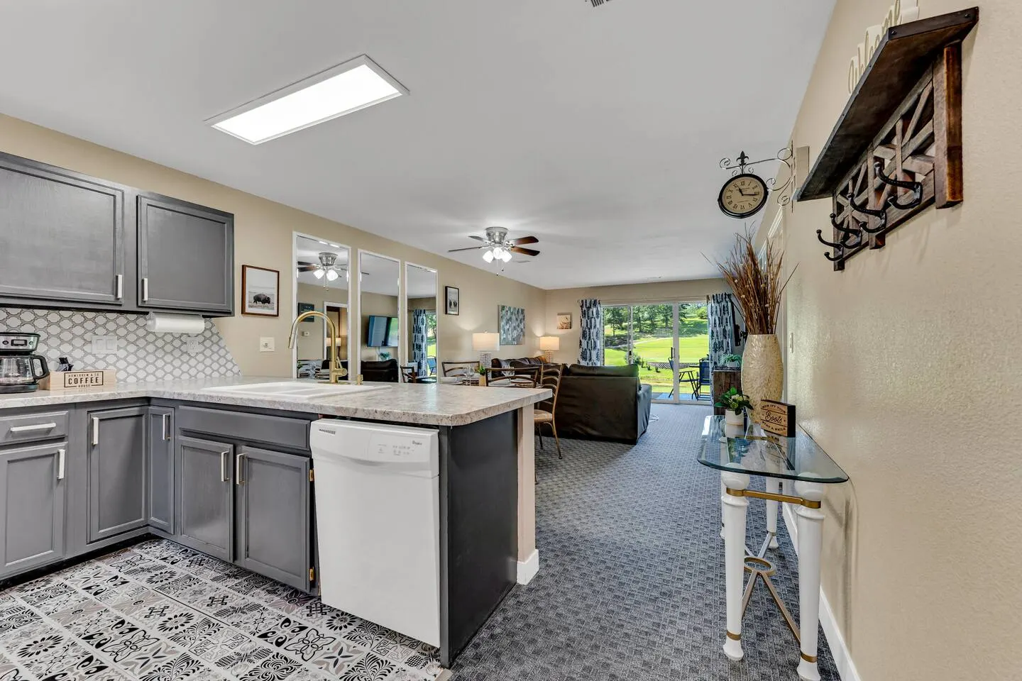 Condo with Waterfront / Golf Course view 20