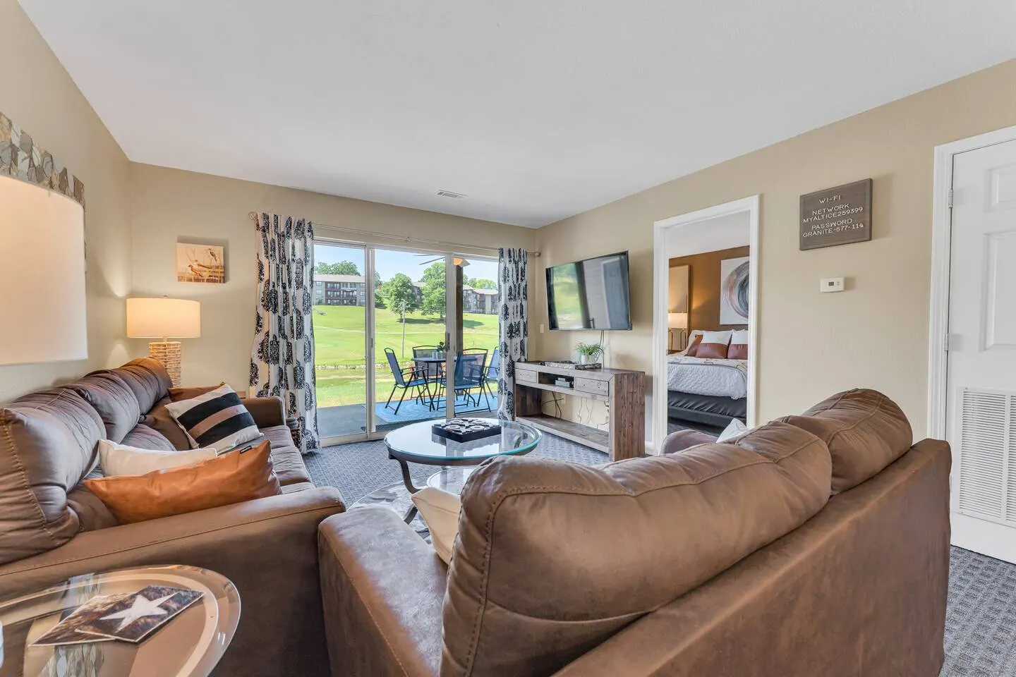 Condo with Waterfront / Golf Course view 6