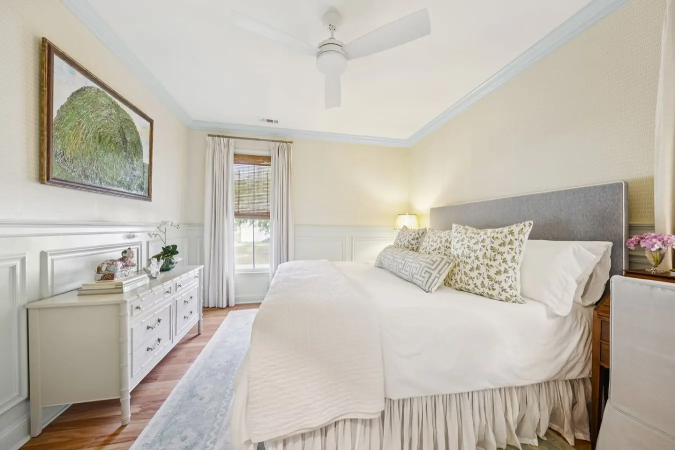 Luxe Designer Home Steps from Beaufort Waterfront — photo 2