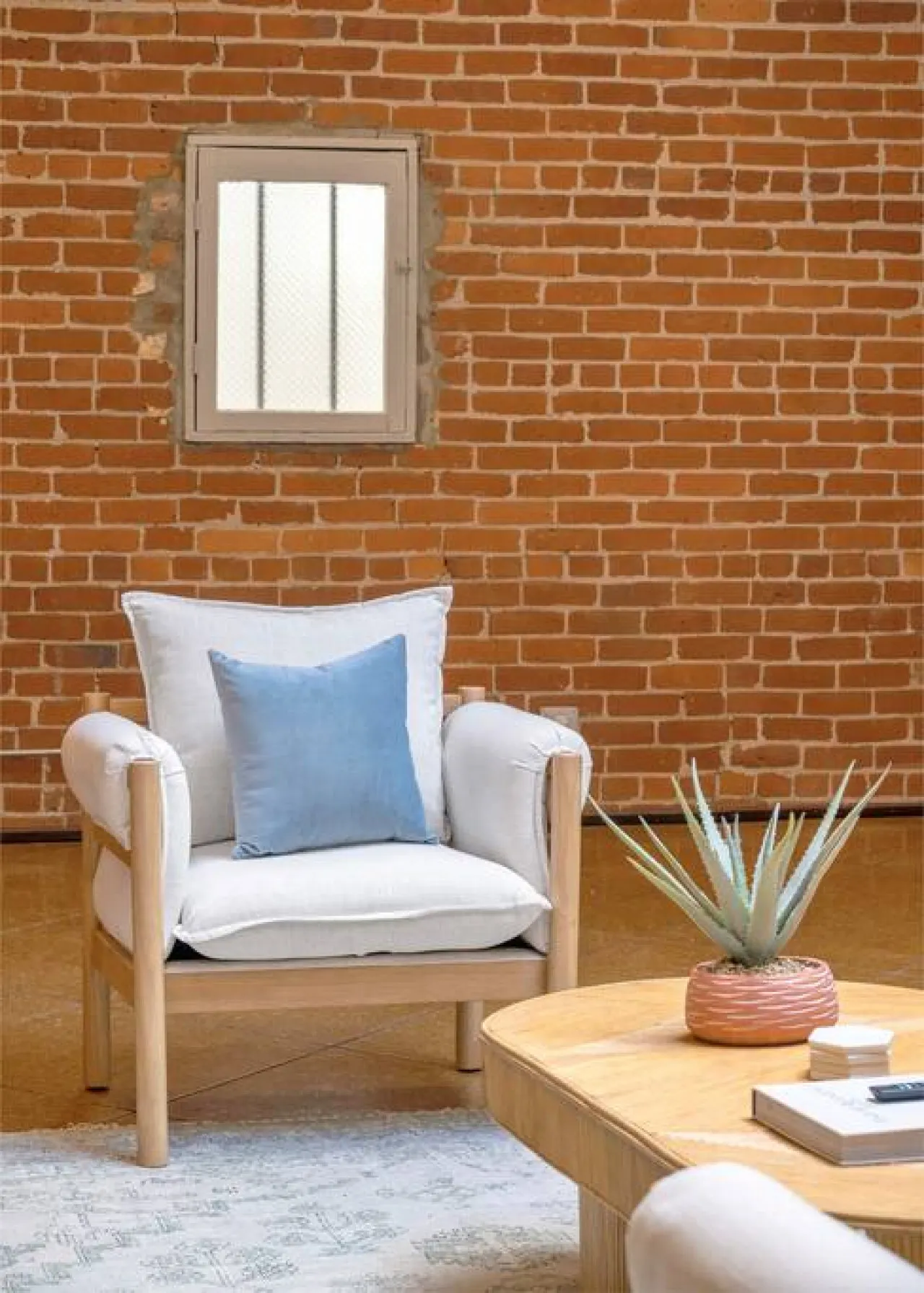 Deluxe 3BR Loft Walkable to Everything Downtown 9