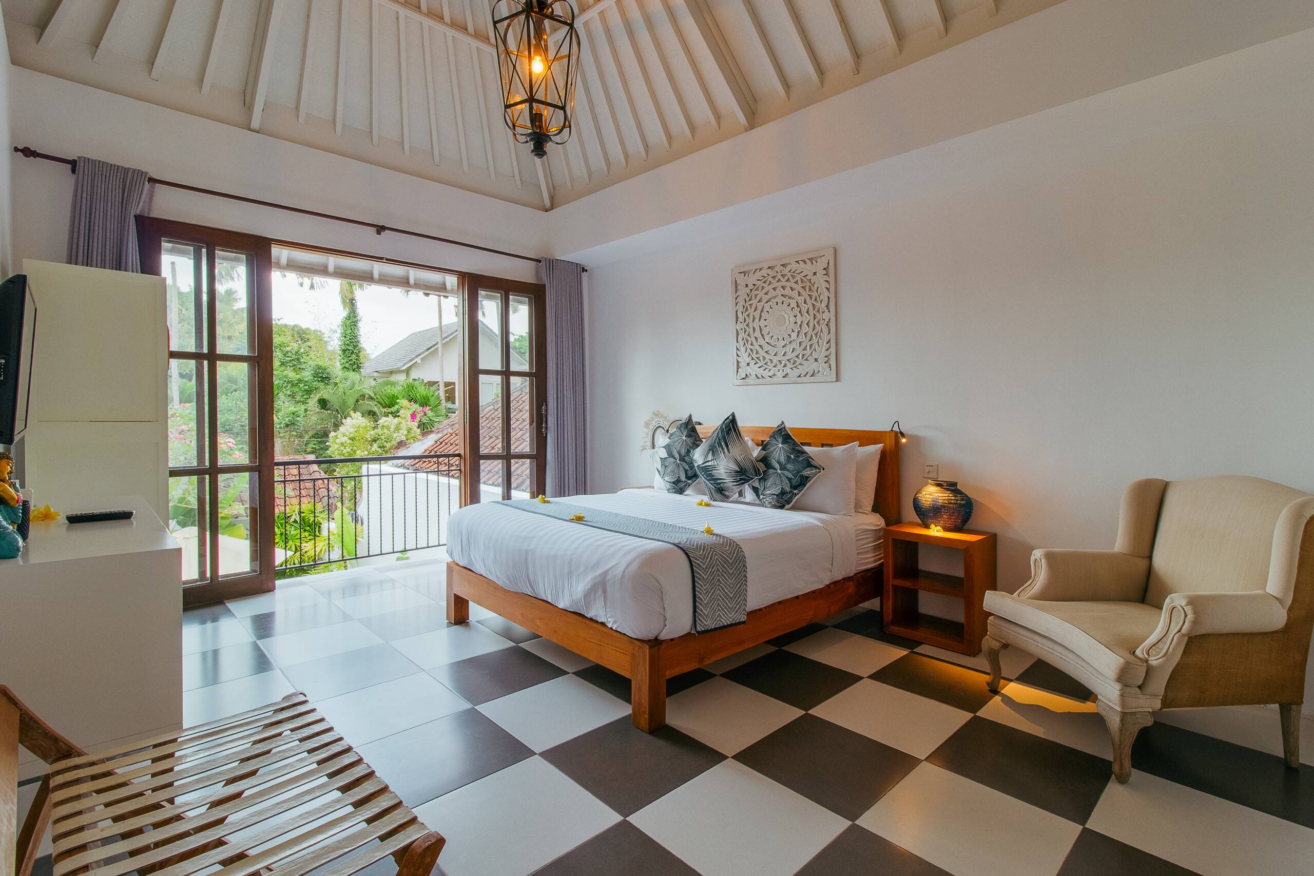 Private 2 Br Pool Villa, 400m to Beach, Sleeps 4 7