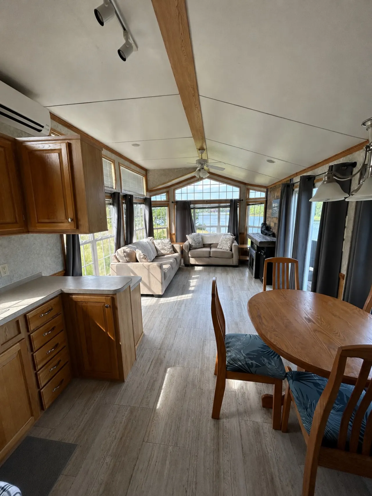Private Waterfront Getaway 10