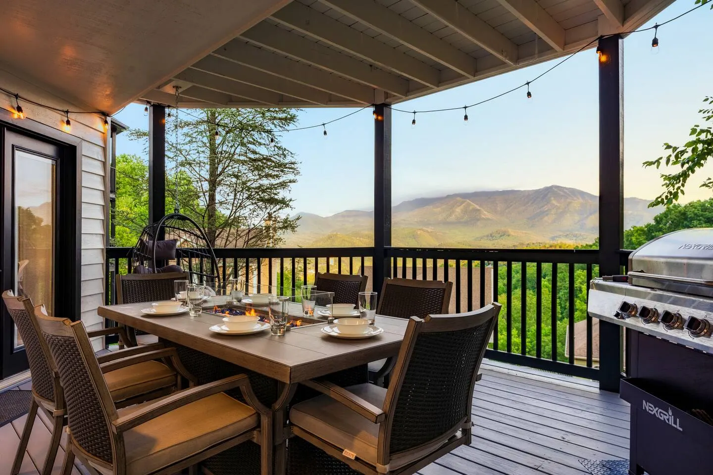 Picturesque Fall View, Swim Spa, Gameroom, Firepit 4