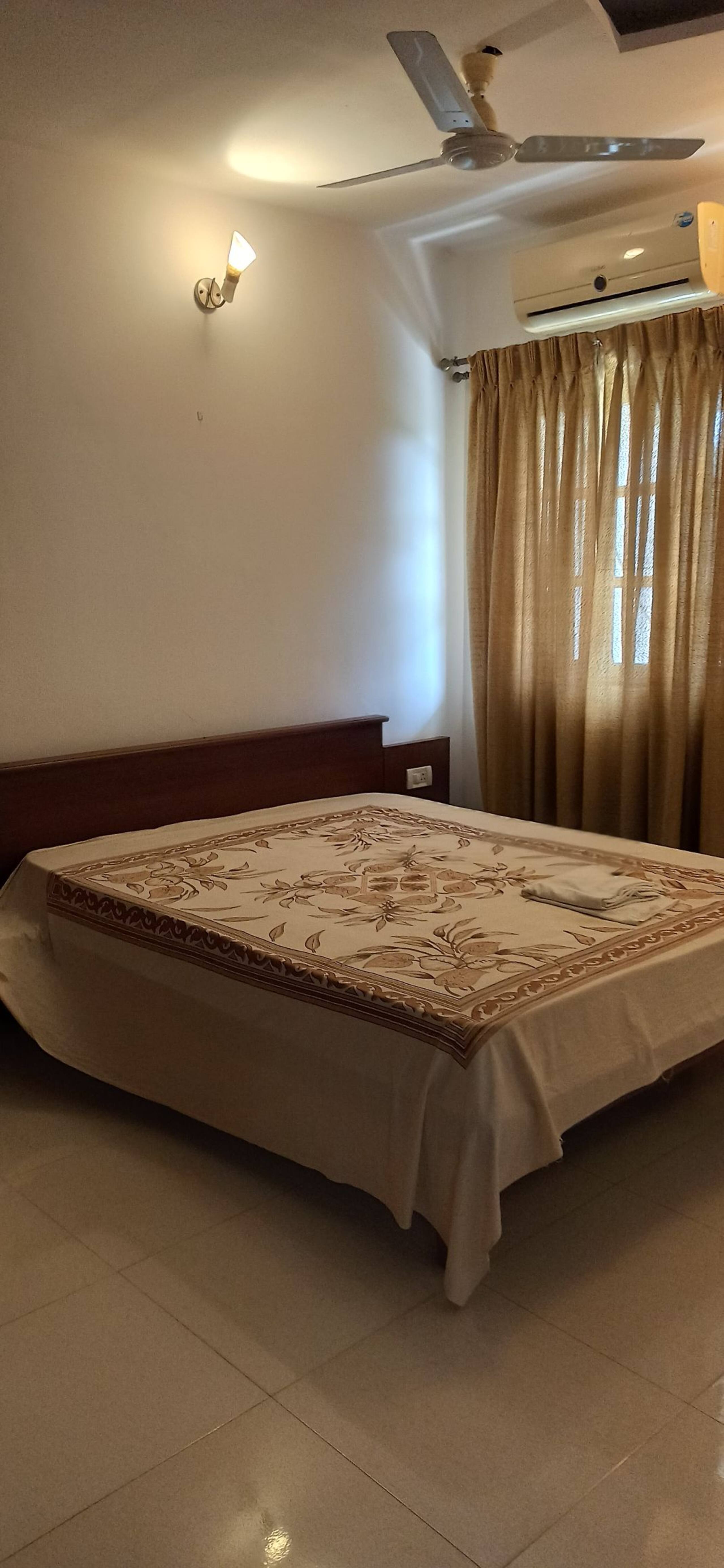 Marshall Retreat -2 BHK Apartment, Betalbatim 6