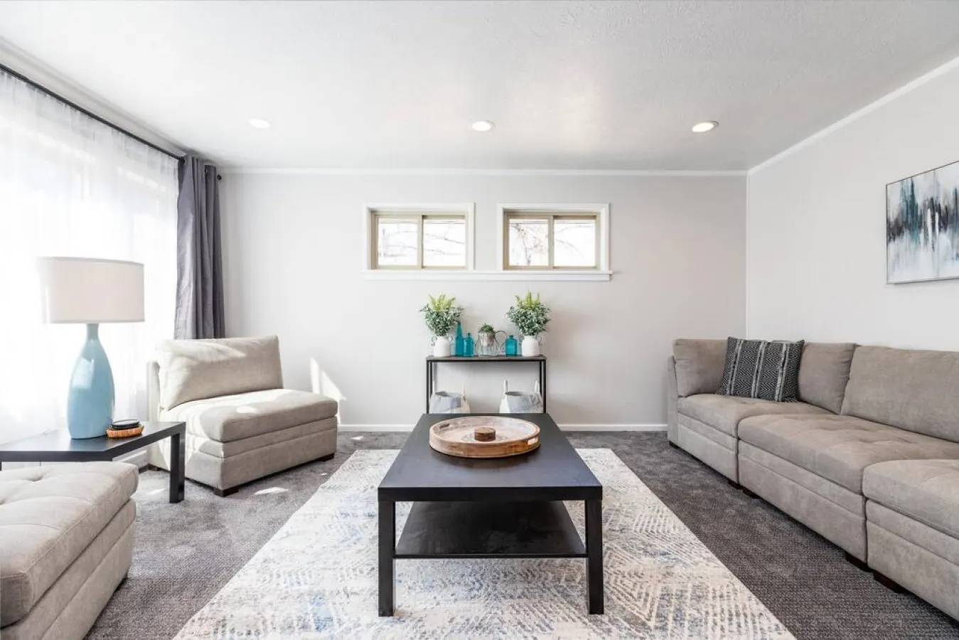 Furnished 3BR Near Downtown & SLC Airport Fiber WiFi, Garage + Backyard 16