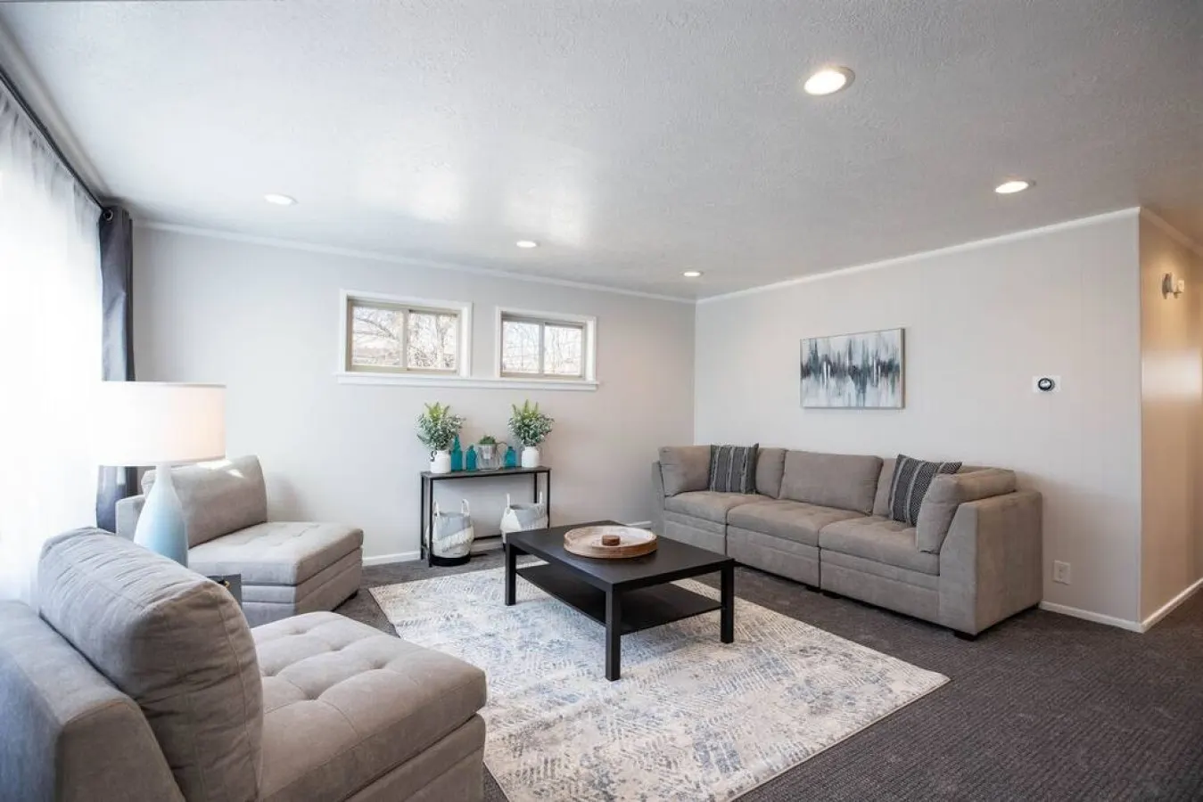 Furnished 3BR Near Downtown & SLC Airport Fiber WiFi, Garage + Backyard 17