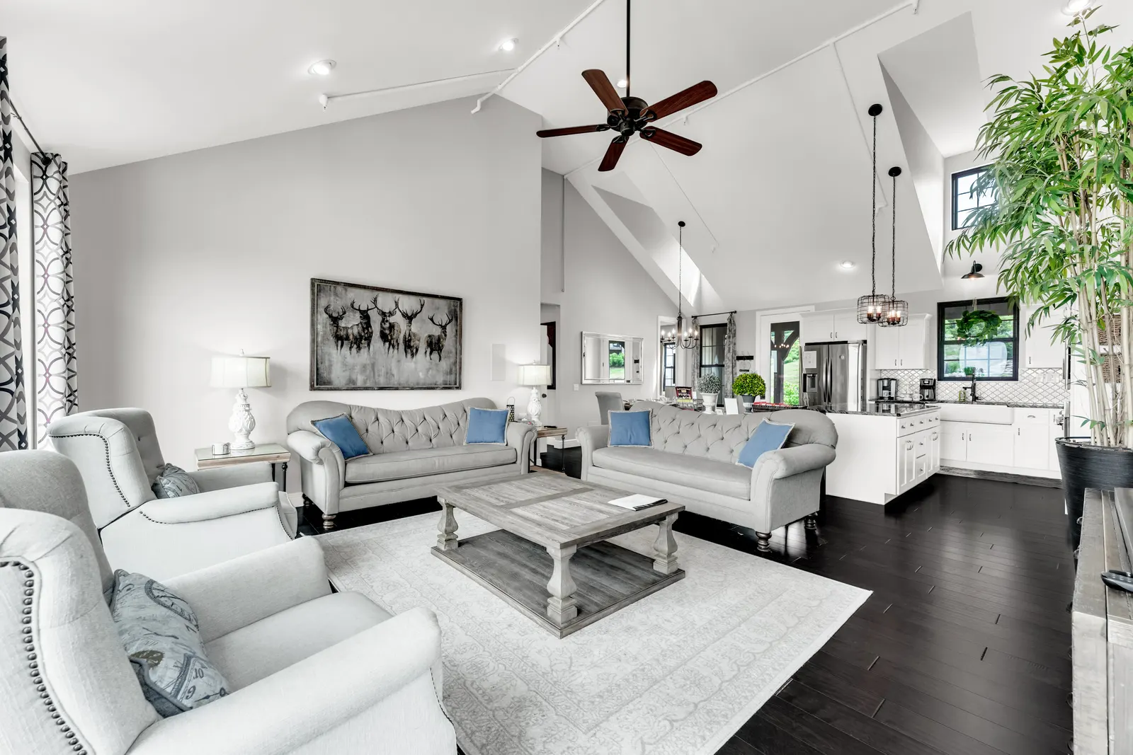 Private Pool*Lake View*Ping Pong, Arcade Game Room 3