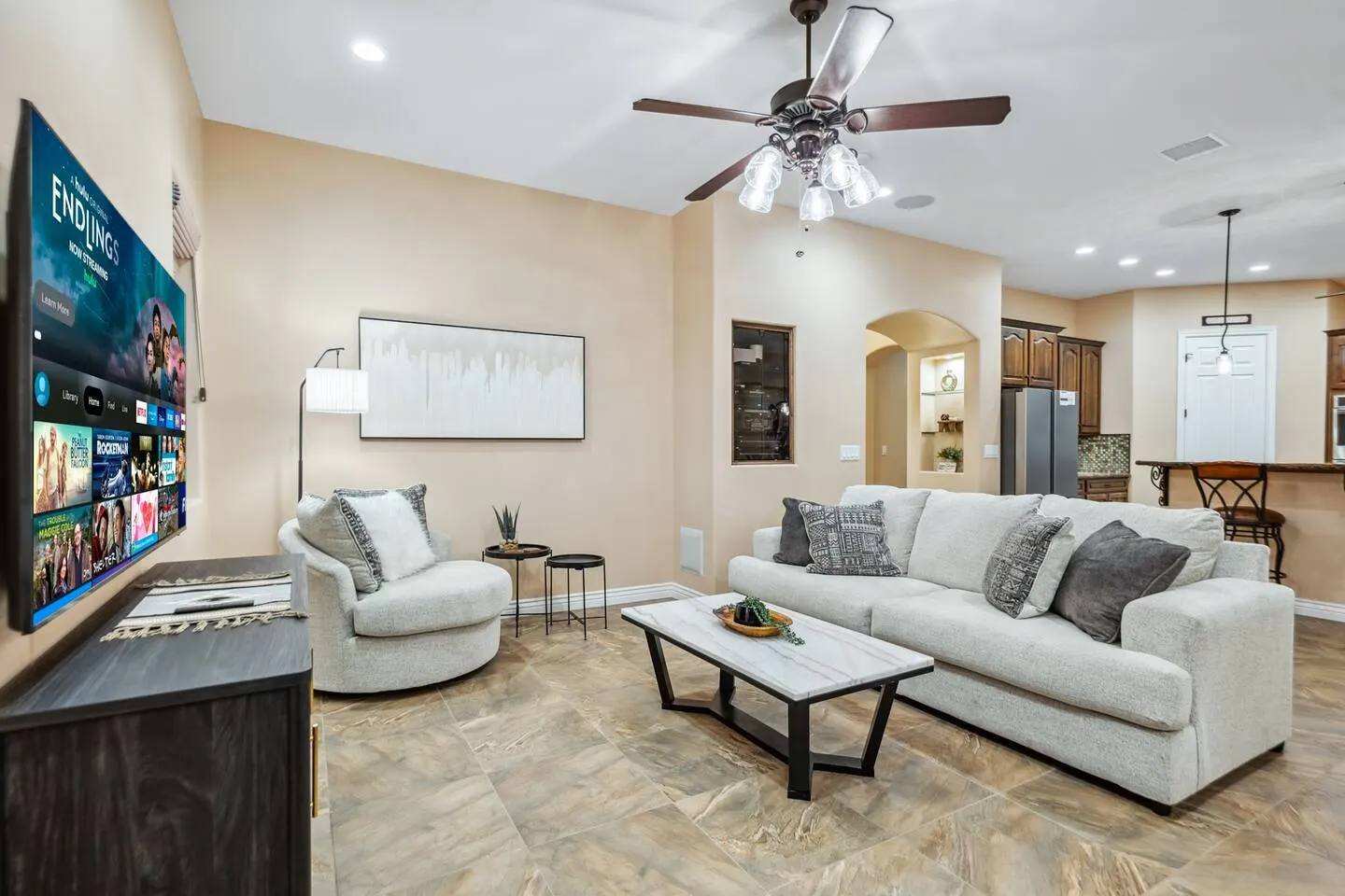 Grand Luxe Pool+Spa RV Garage Starlink BBQ 11