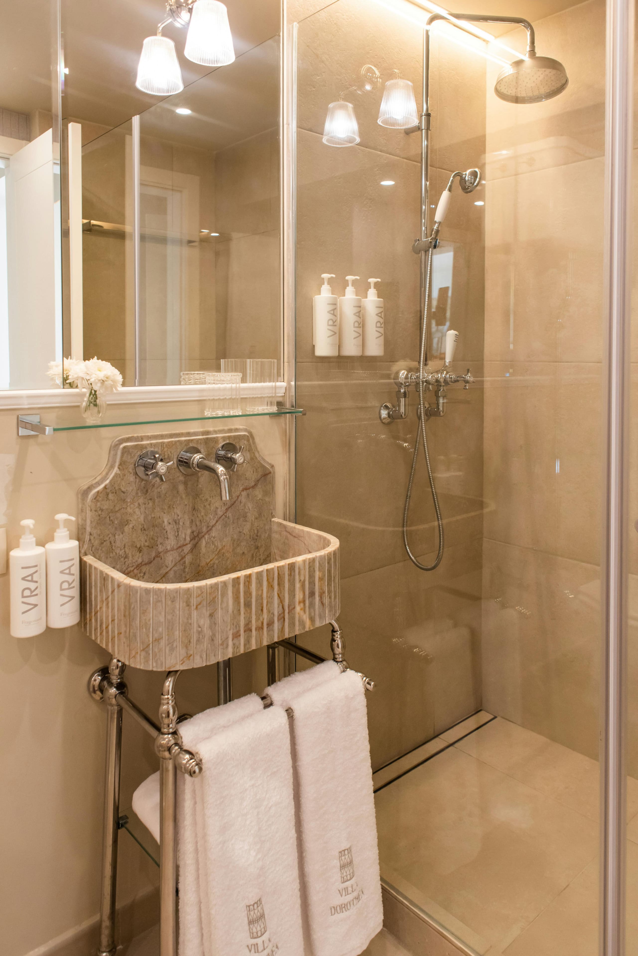 Villa Dorothea, Grand suite prestige with view 19