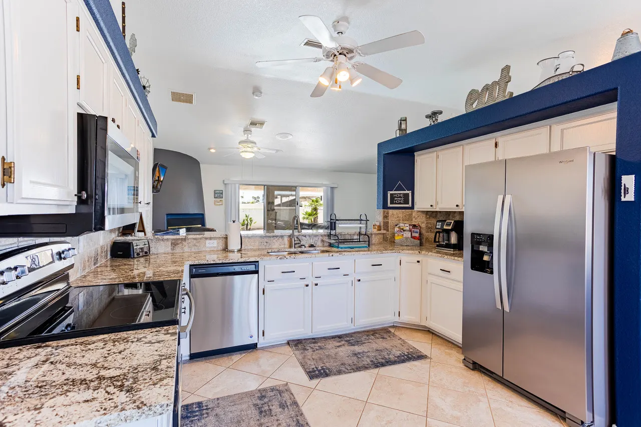 Havasu Alibi - Pool, Spa, Firepit, VIEWS! 13