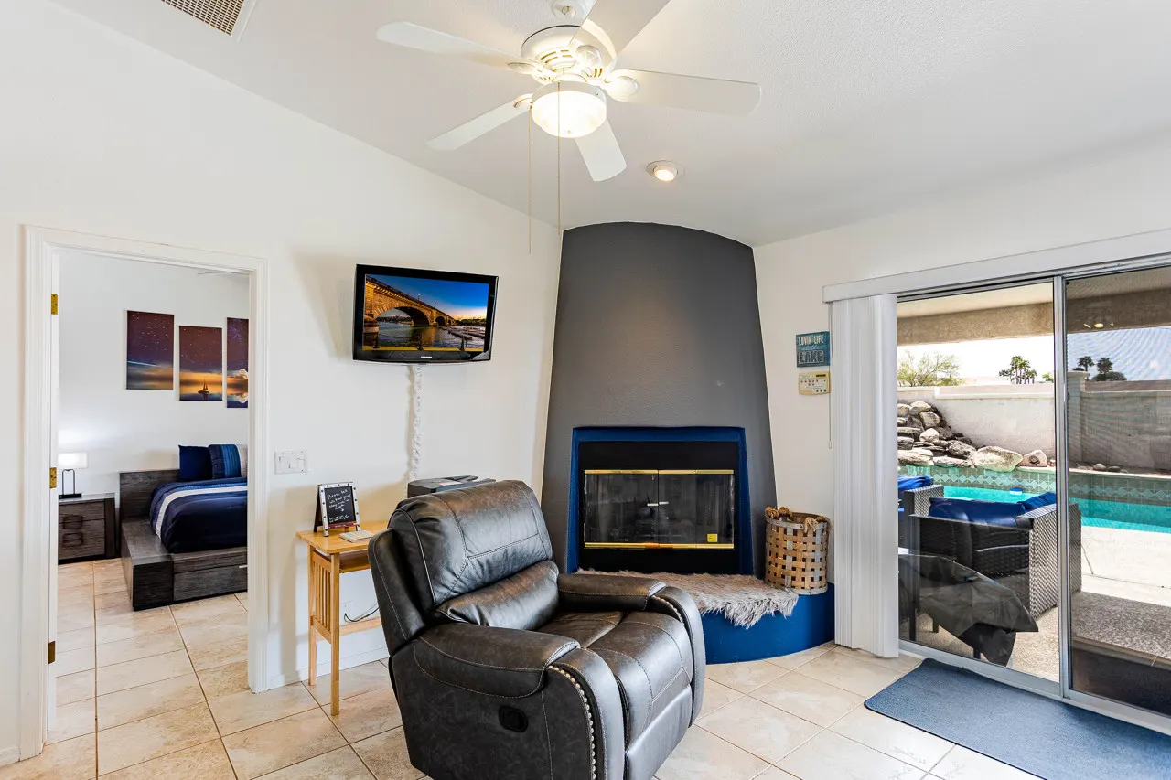 Havasu Alibi - Pool, Spa, Firepit, VIEWS! 8