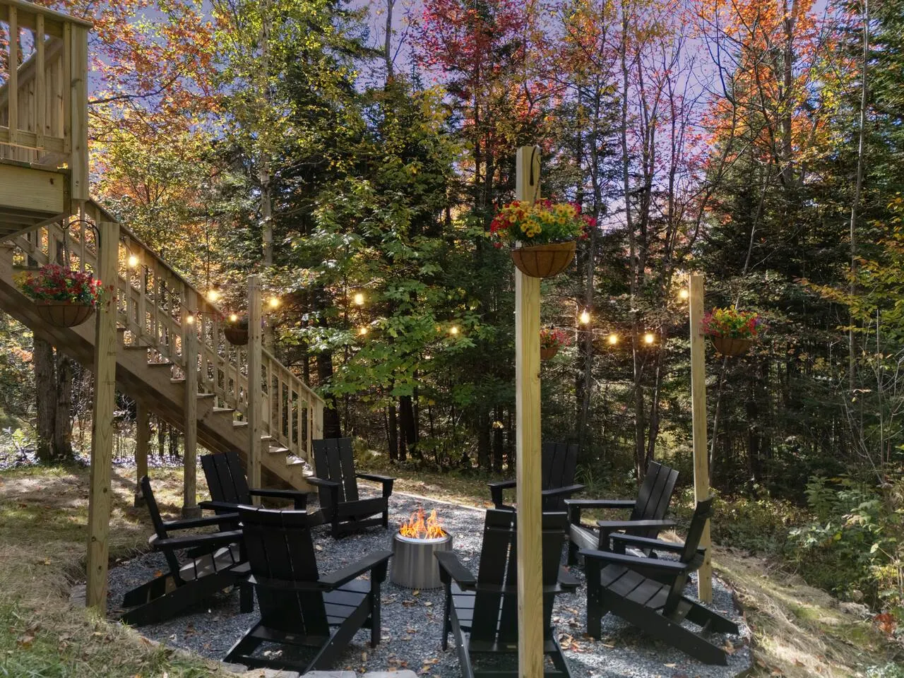 Chalet 1mi to Mount Snow with cinema and hot tub — photo 3