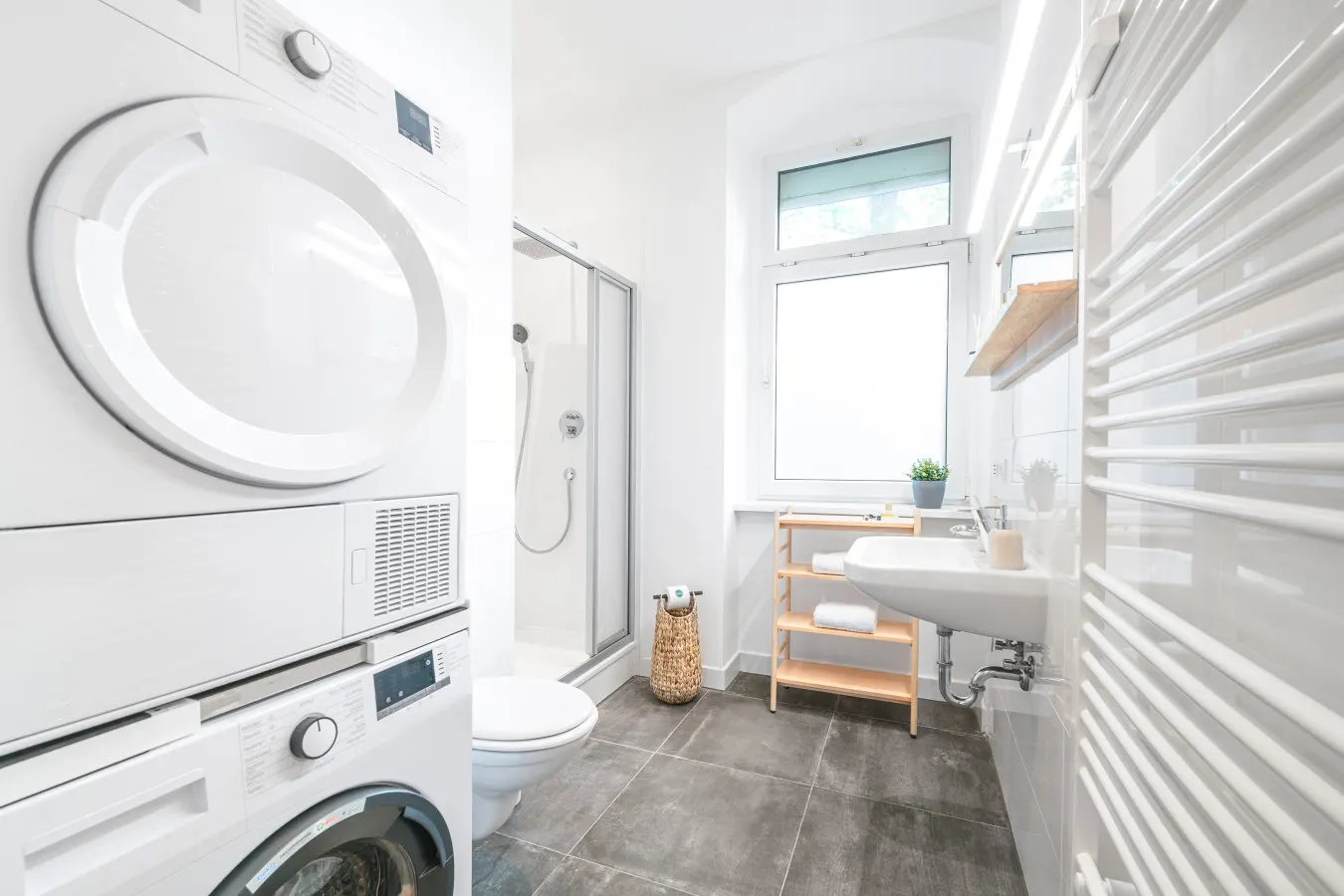 One-Bedroom Apartment in Friedrichshain (LUME Two) 10