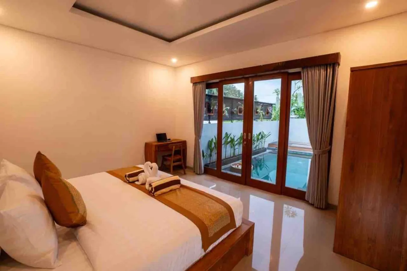 Uma Ayu Villa Garden View 10