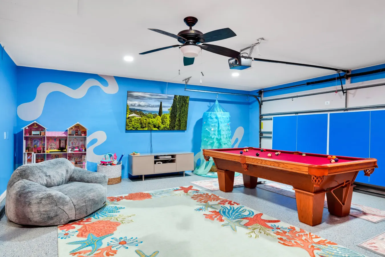 Beach Home: Hot Tub & Game Room 15