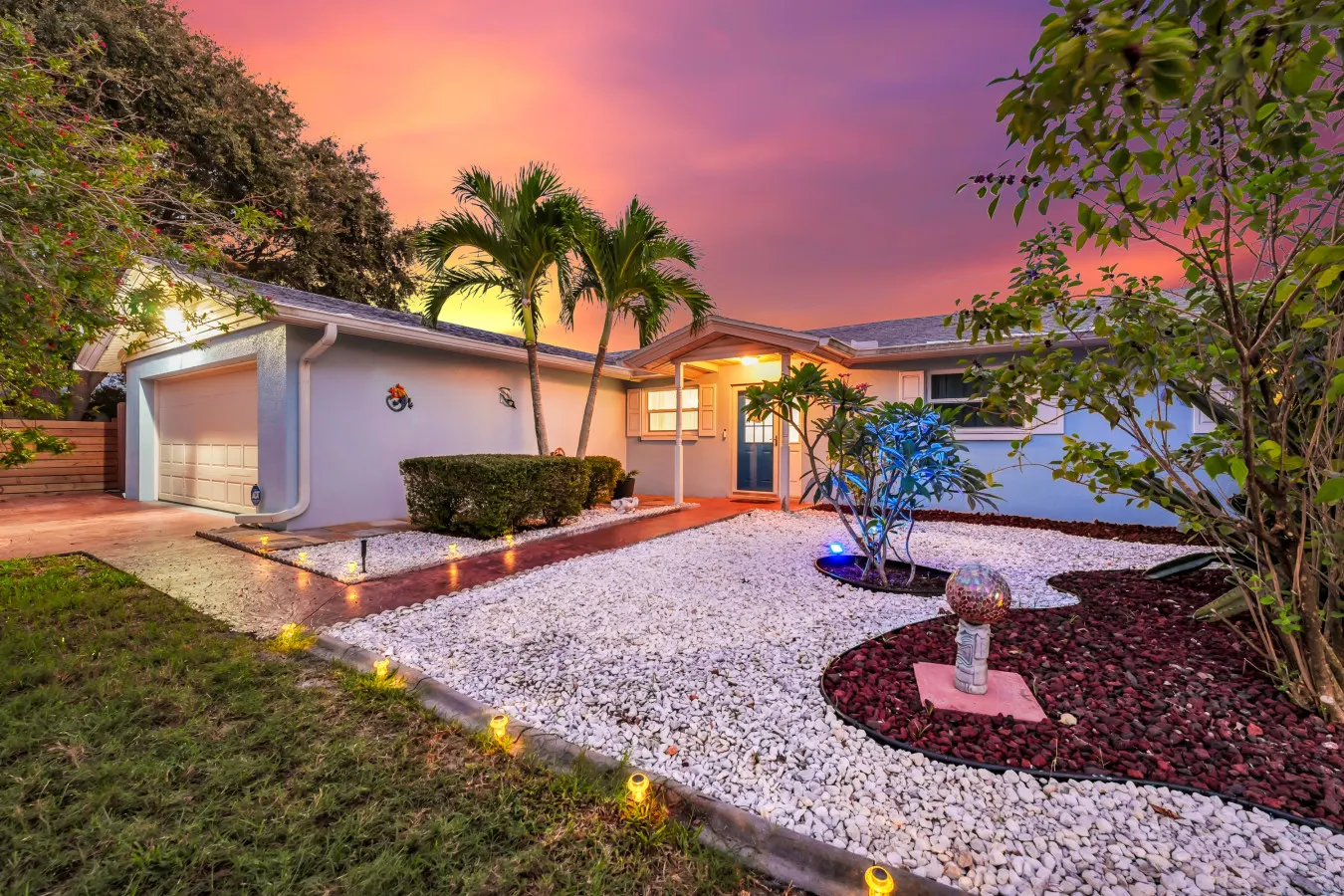 Beach Home: Hot Tub & Game Room — photo 3