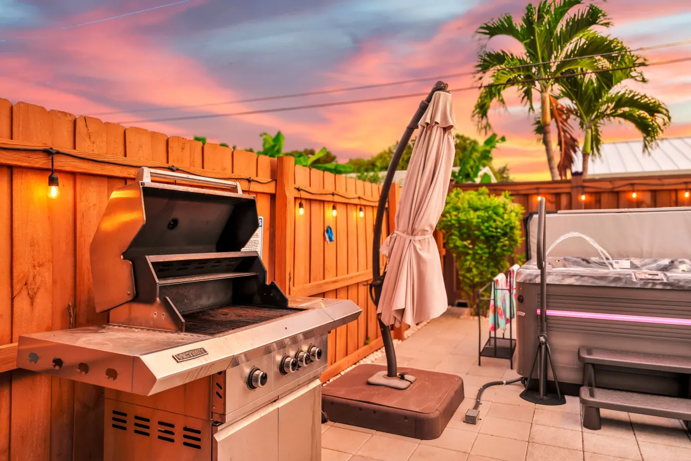 Beach Home: Hot Tub & Game Room 8