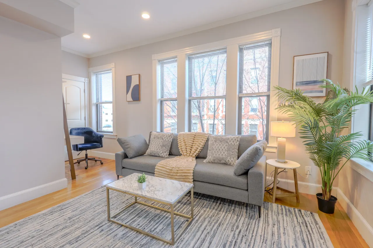 Cozy Fenway 1Br/1Ba | Close to Fenway Park! — photo 2