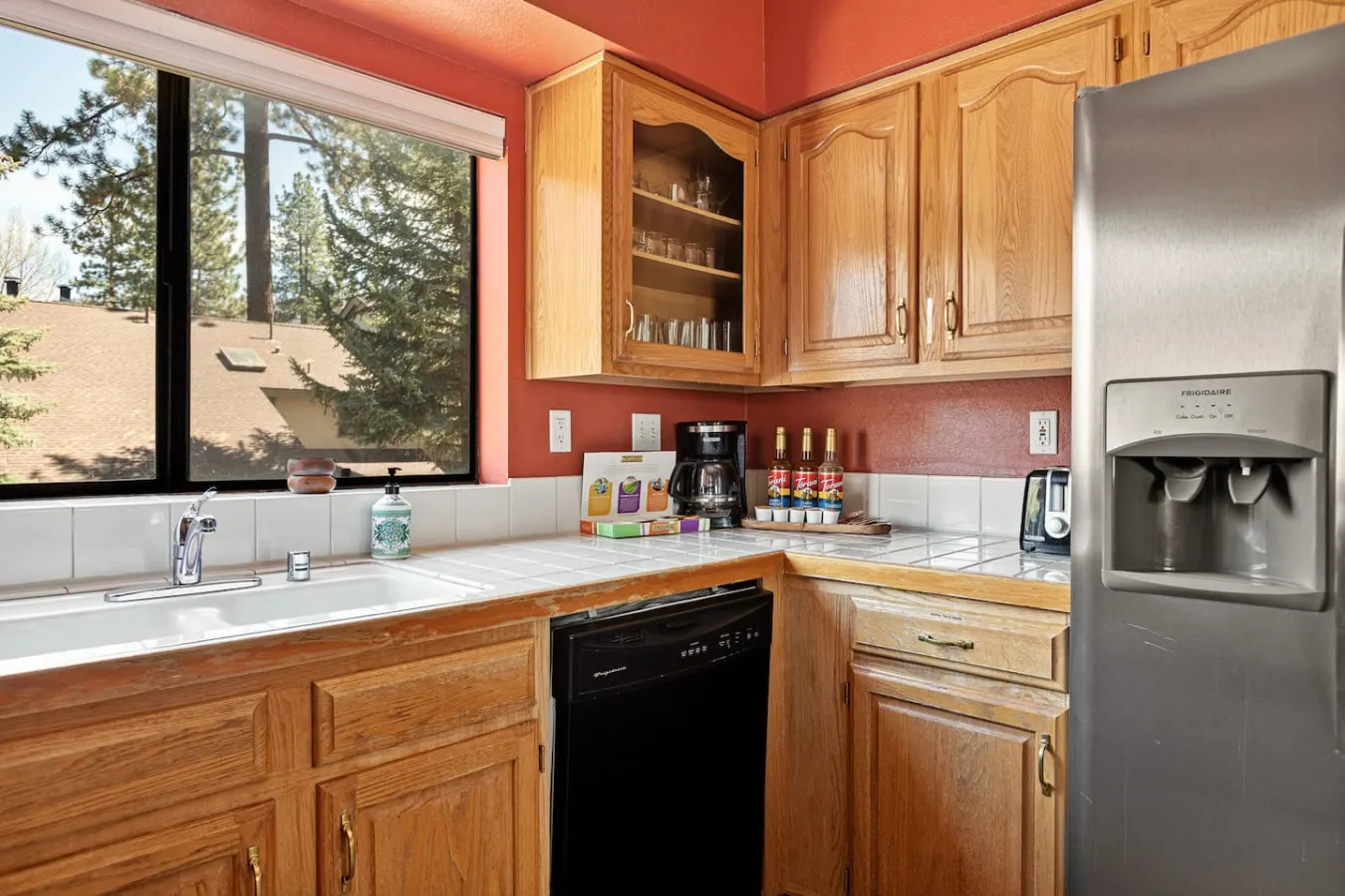 Nest At Moonridge, w/ Hot tub & Golf Course Views 11