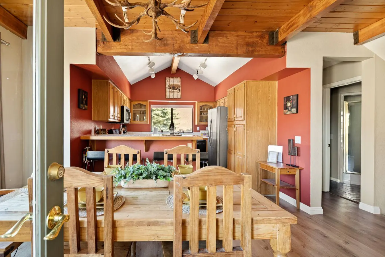 Nest At Moonridge, w/ Hot tub & Golf Course Views 13