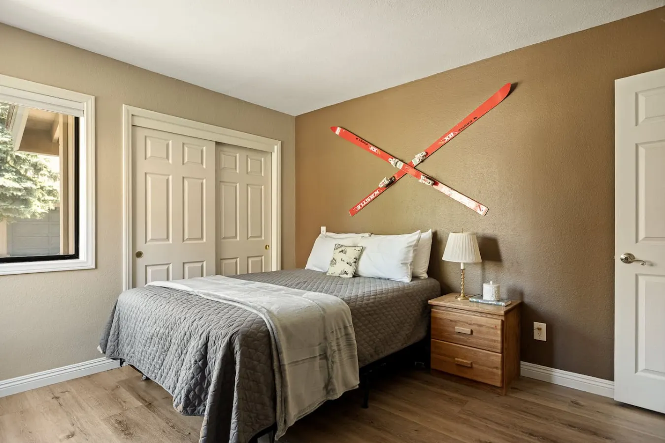 Nest At Moonridge, w/ Hot tub & Golf Course Views 20
