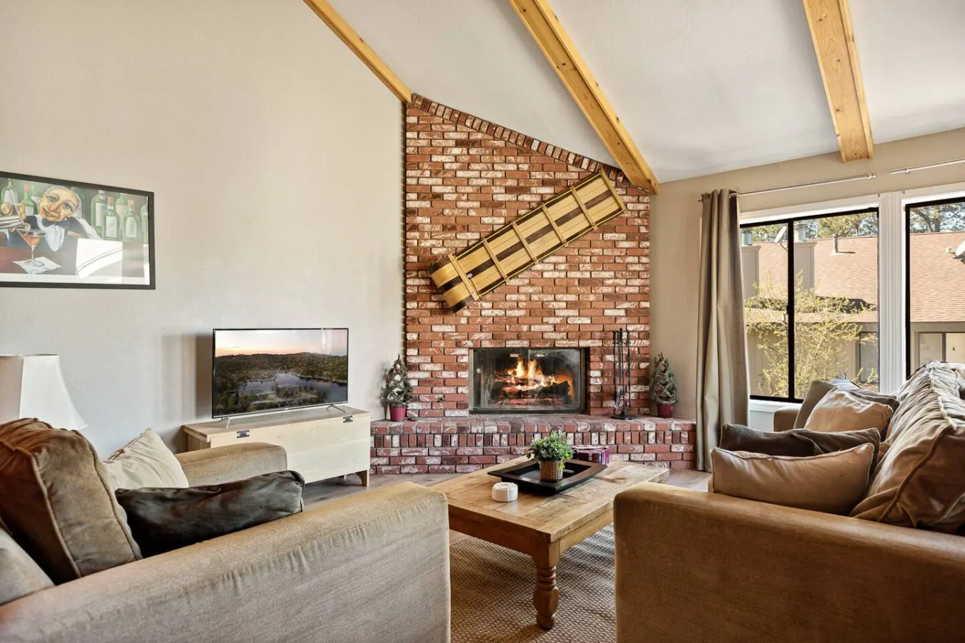 Nest At Moonridge, w/ Hot tub & Golf Course Views 6