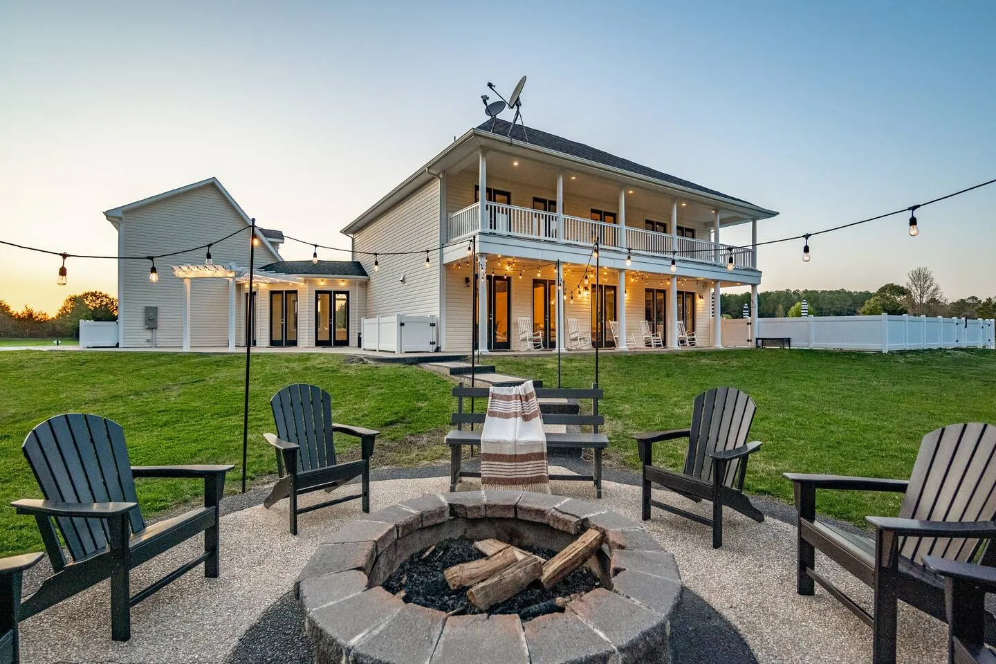 Lux Estate Mins to OCMD! Gym-GameRoom-FirePit-BBQ 19