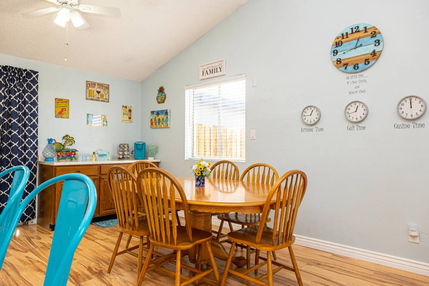 "Anchored Inn" Great Location Sleeps 12 BBQ 13