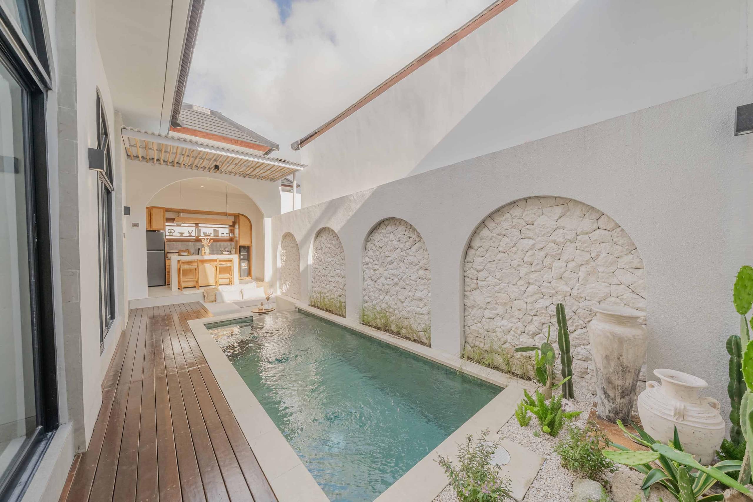 D’Amelia Jimbaran – Mediterranean Tropical Villa 37