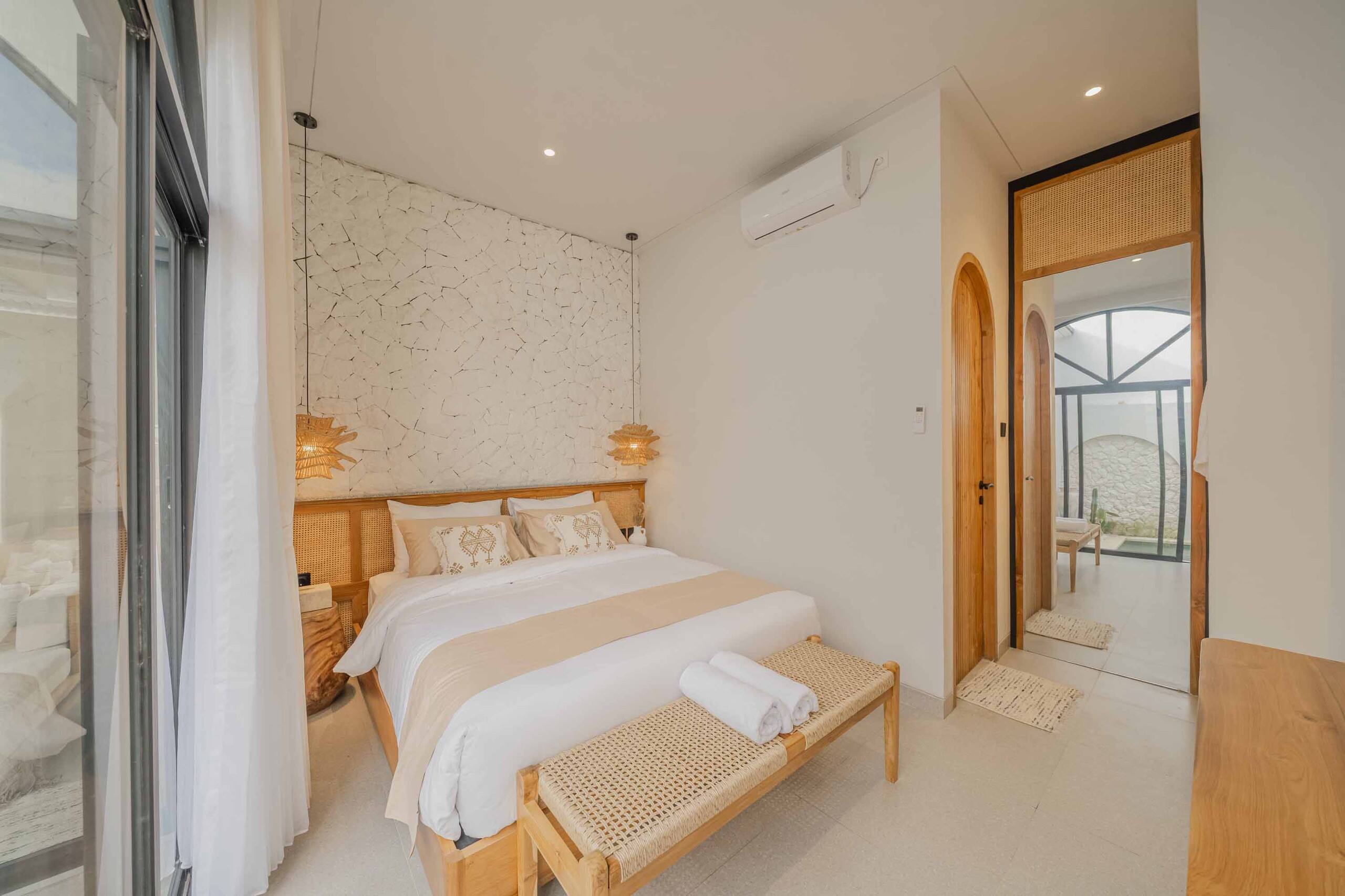 D’Amelia Jimbaran – Mediterranean Tropical Villa 23