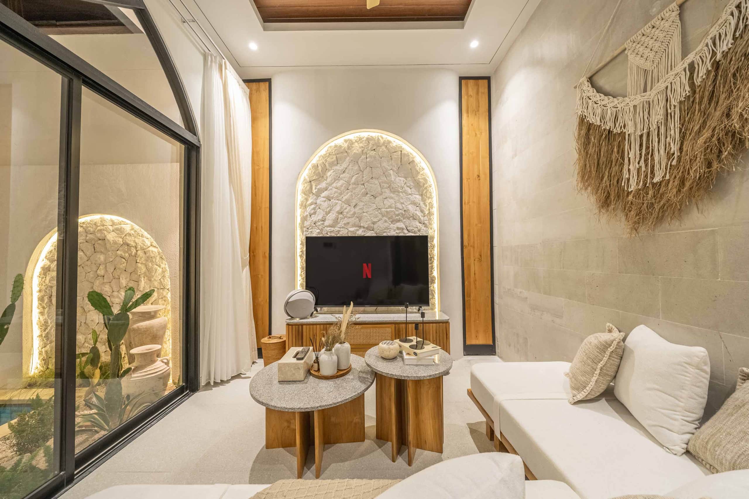 D’Amelia Jimbaran – Mediterranean Tropical Villa 12